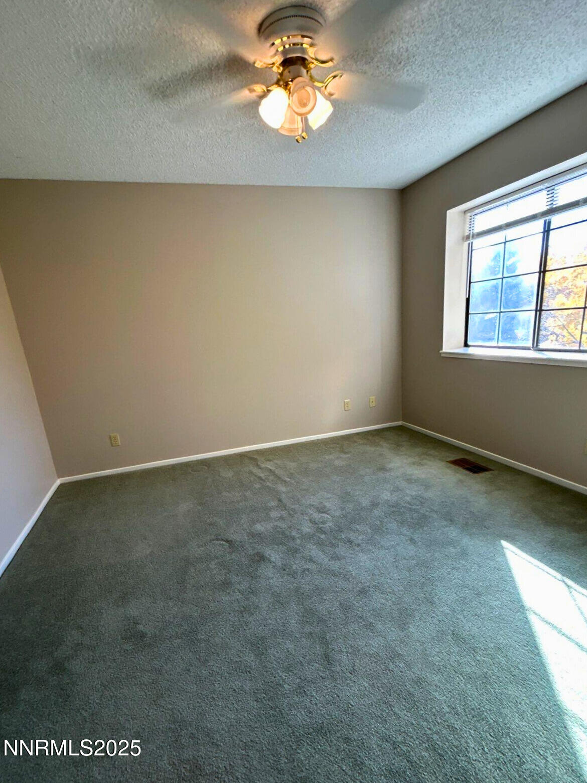 1c37d9c6-4414-4cd2-ba69-13db48edcb64