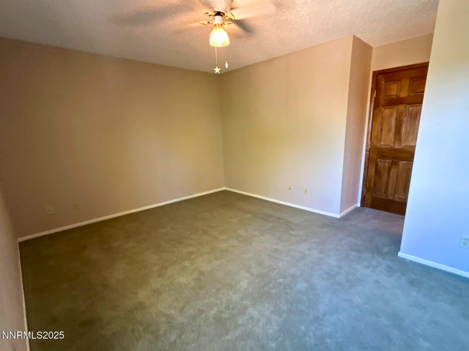 09415e0c-3270-4f56-9526-1113661ad0d5