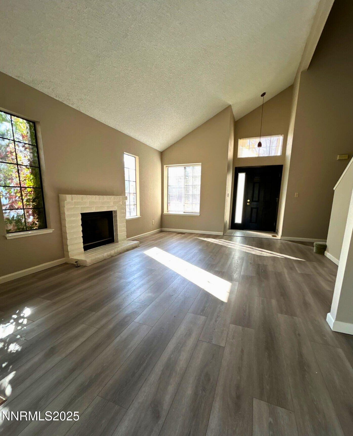 d13ad680-40be-42c0-985e-712f0103f15b