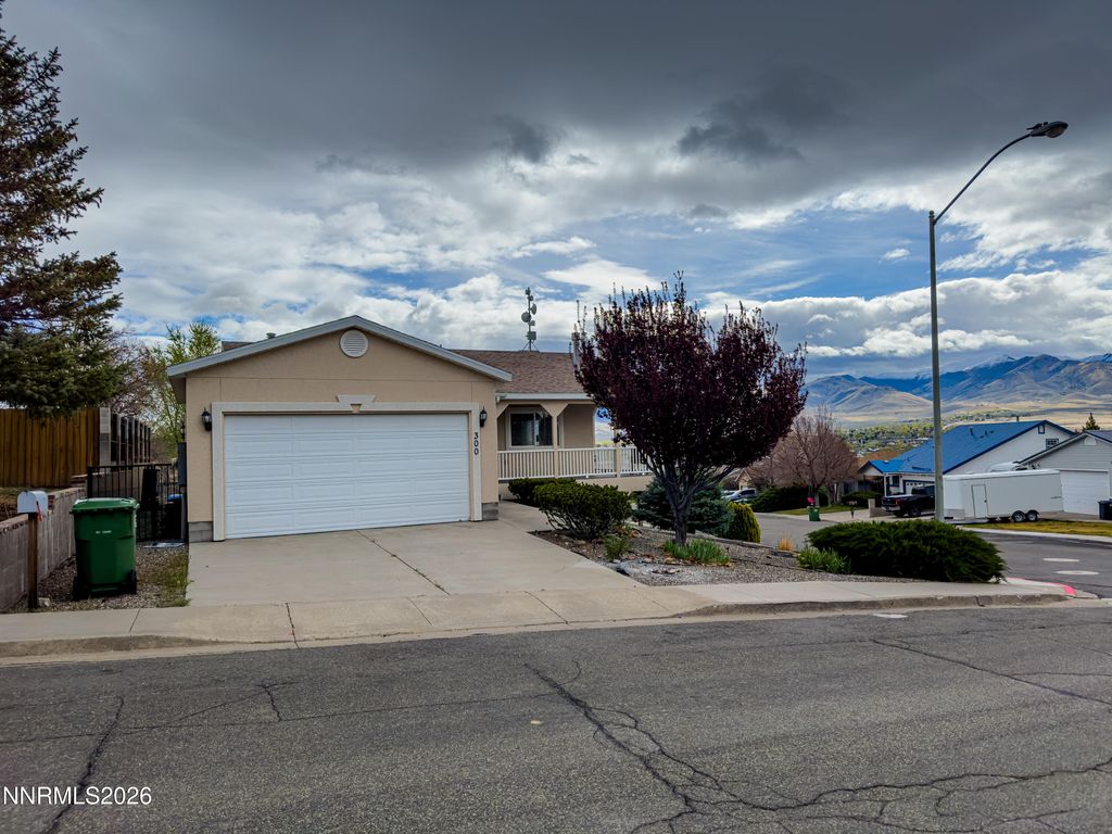 Photo of 300 Mesa Way, Winnemucca, NV 89445 (MLS # 260003753)
