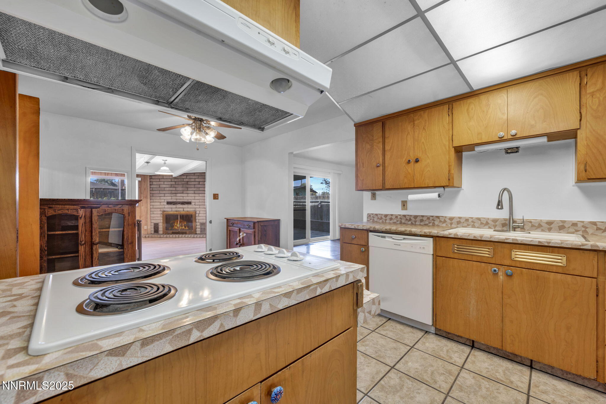 34-web-or-mls-635-cordone-ave