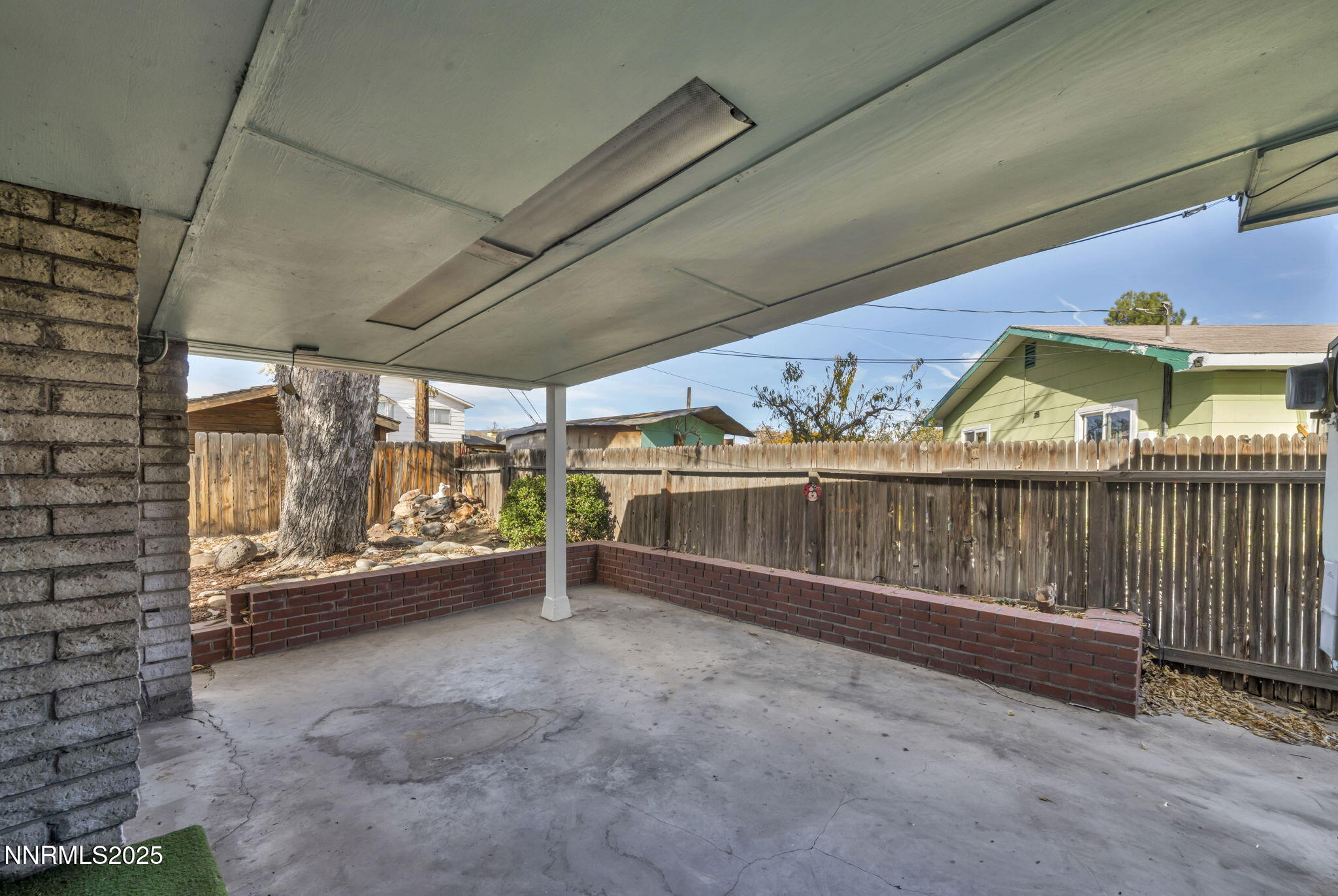 8-web-or-mls-635-cordone-ave