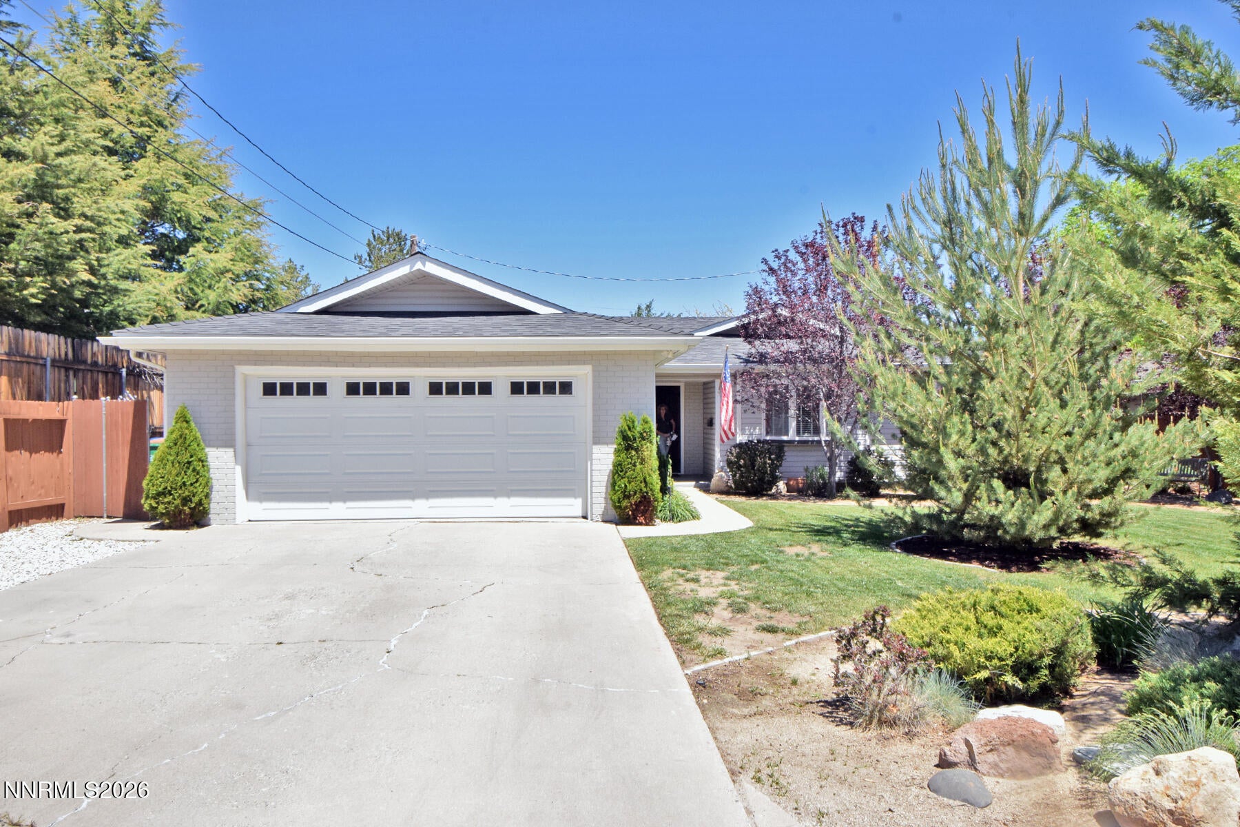 1014 W Winnie Lane