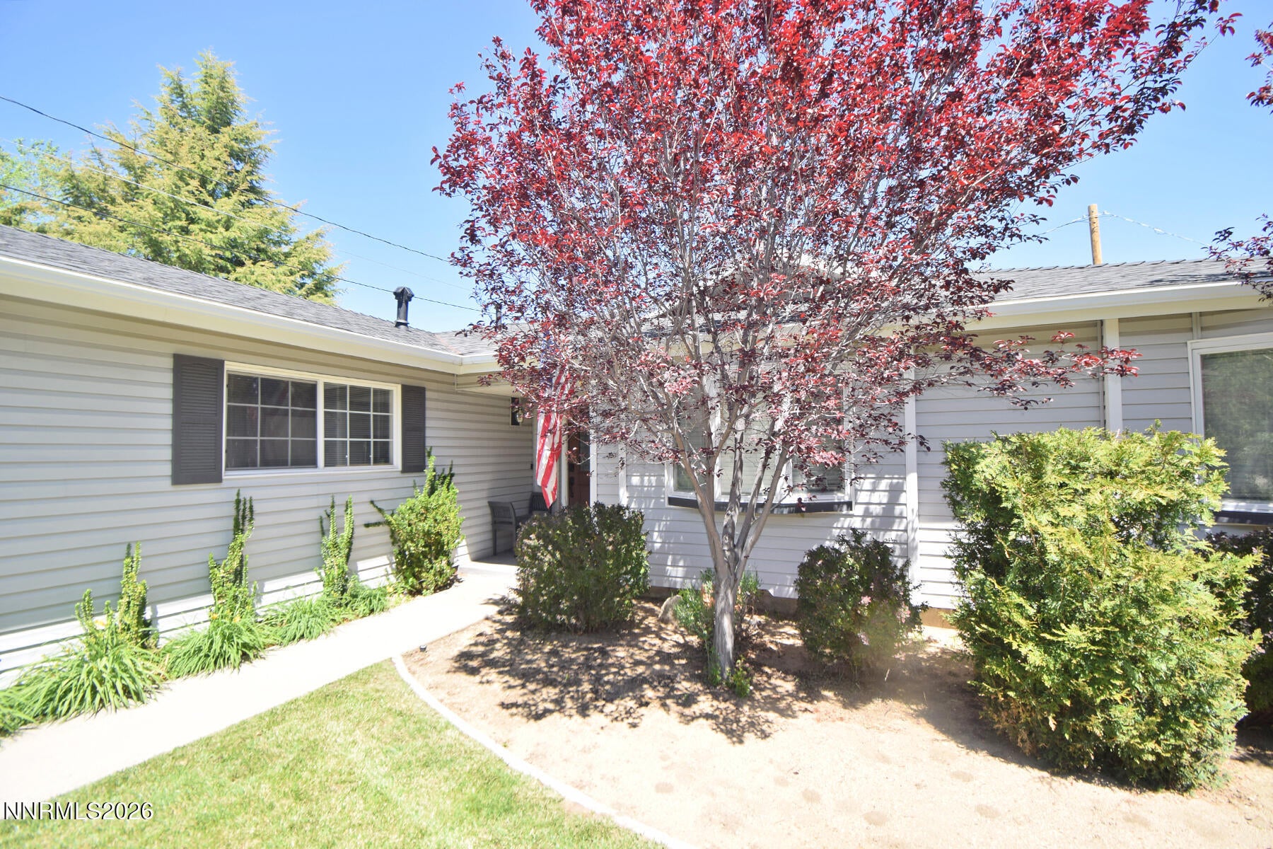 1014 W Winnie Lane