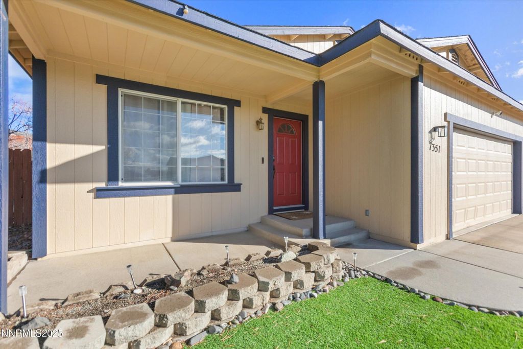 Photo of 7351 Rubens Court, Sun Valley, NV 89433 (MLS # 260000271)