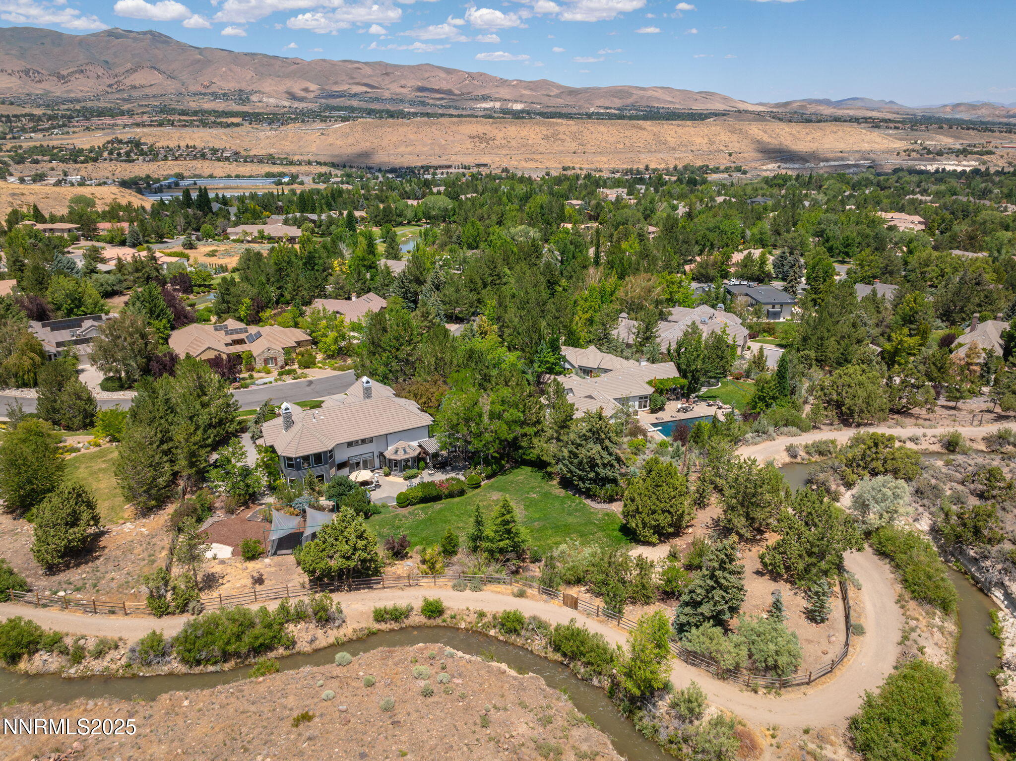 61-web-or-mls-DJI_0492