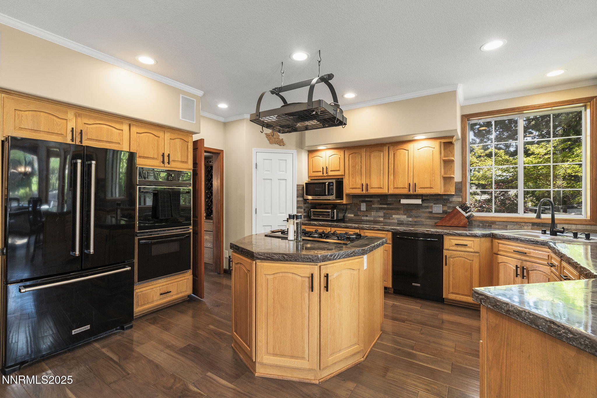 25-web-or-mls-_DSC1353