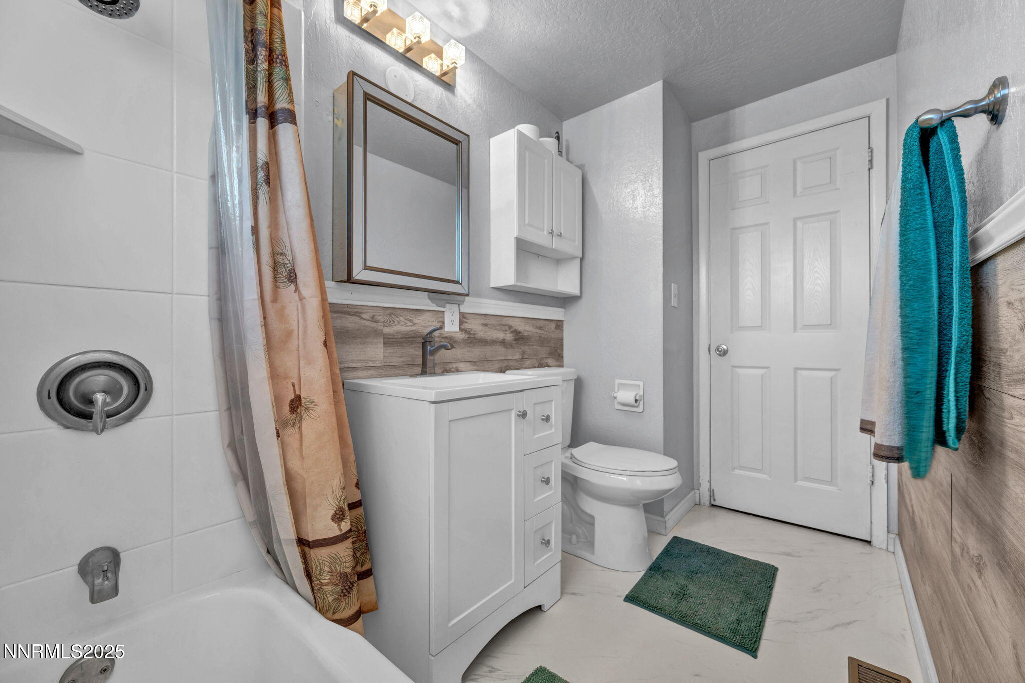 35-web-or-mls-2100-w-6th-st