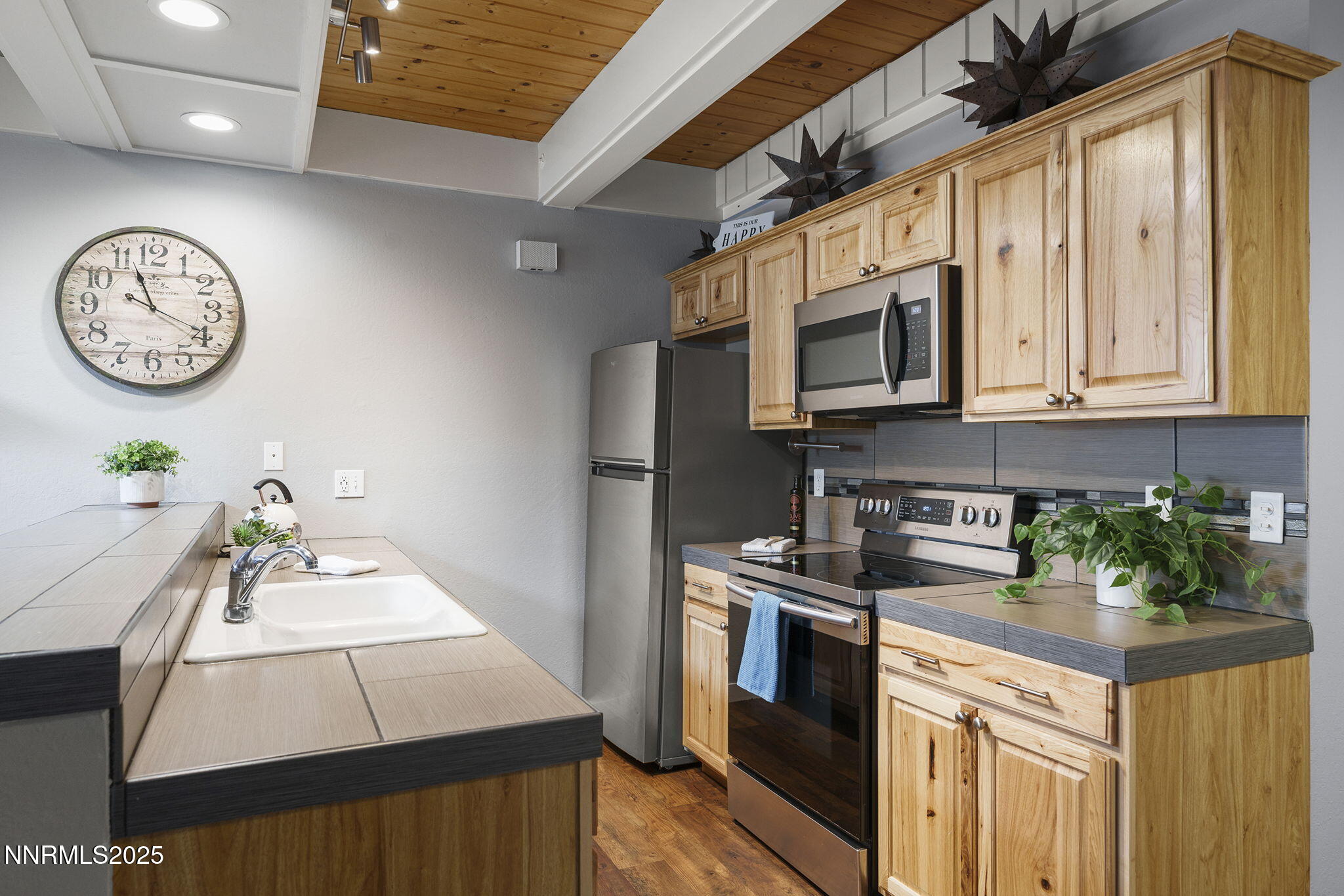 9-web-or-mls-_DSC4501