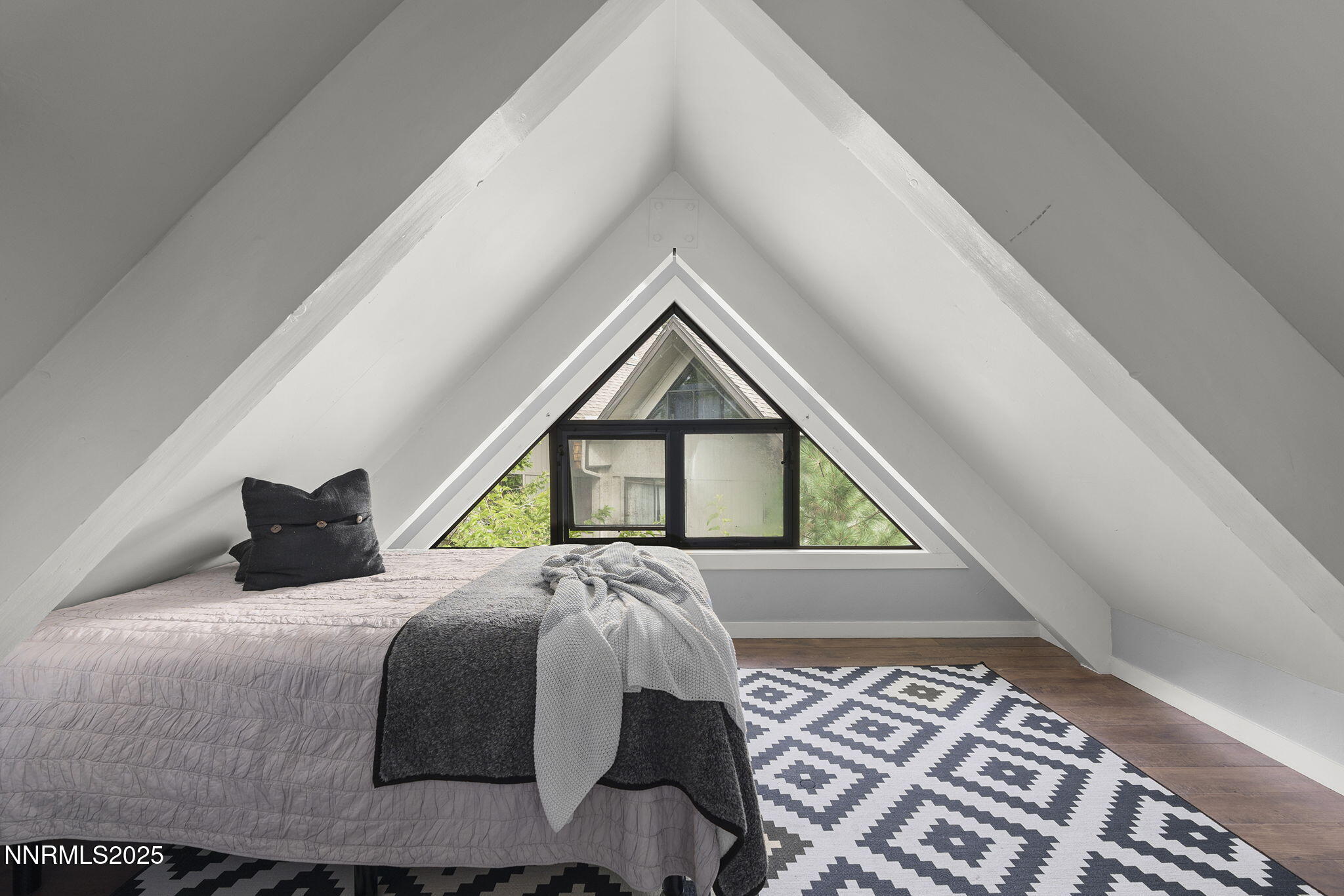 20-web-or-mls-_DSC4523