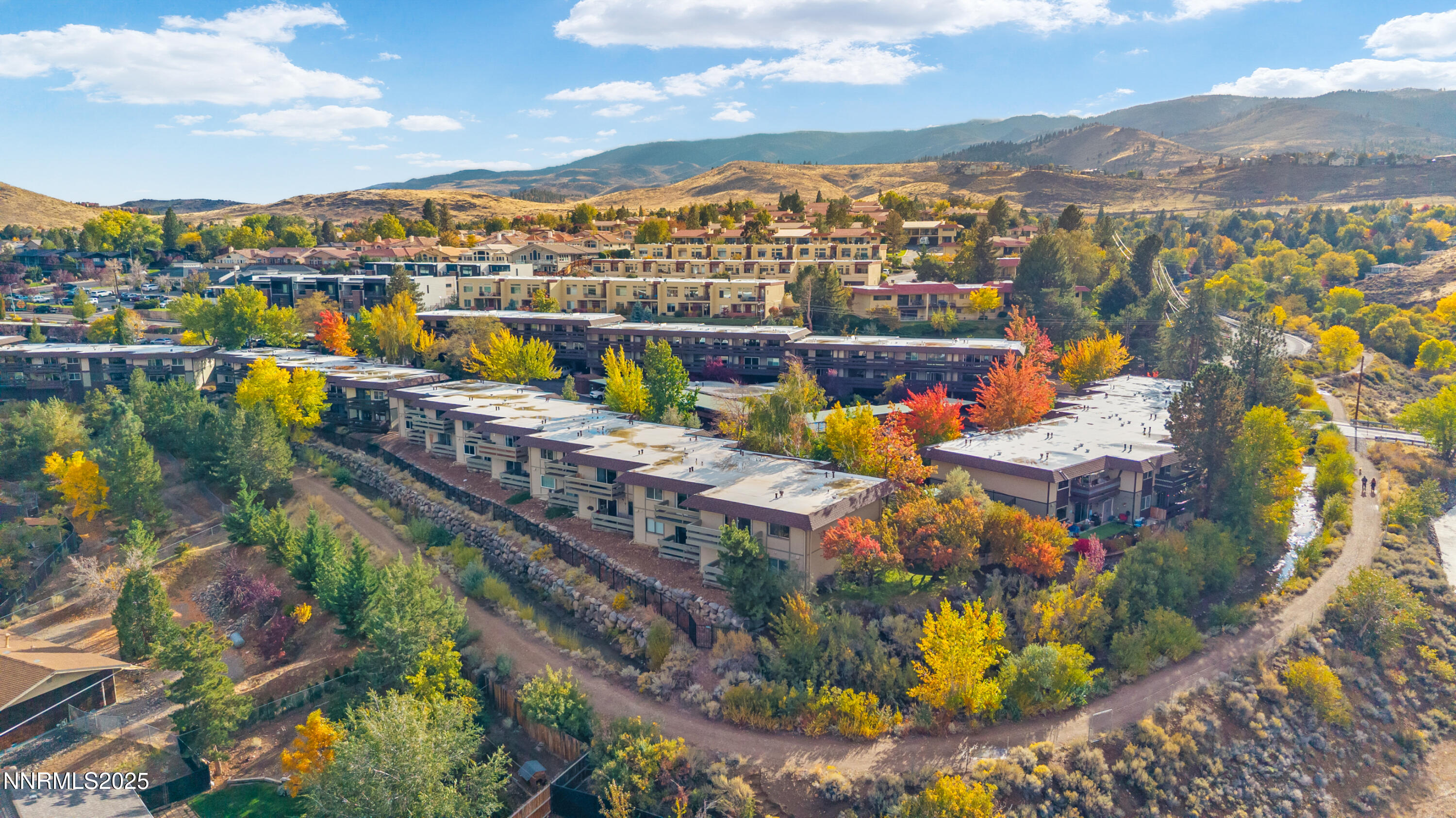 DJI_20251015160231_0180_D