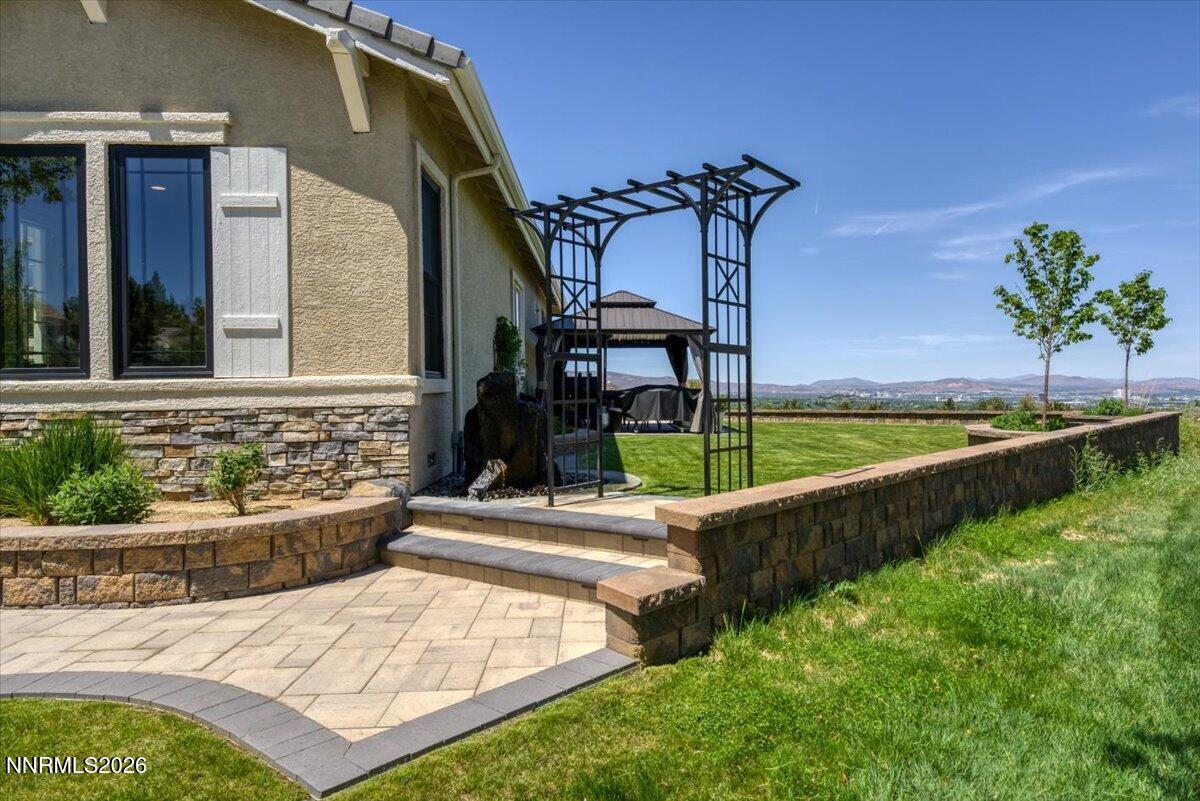 Reno, Nevada, 89511, United States, 3 Bedrooms Bedrooms, ,2 BathroomsBathrooms,Residential,Active,2052120