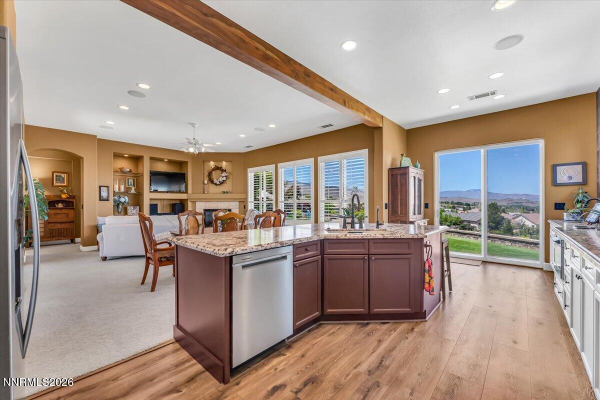 Reno, Nevada, 89511, United States, 3 Bedrooms Bedrooms, ,2 BathroomsBathrooms,Residential,Active,2052120