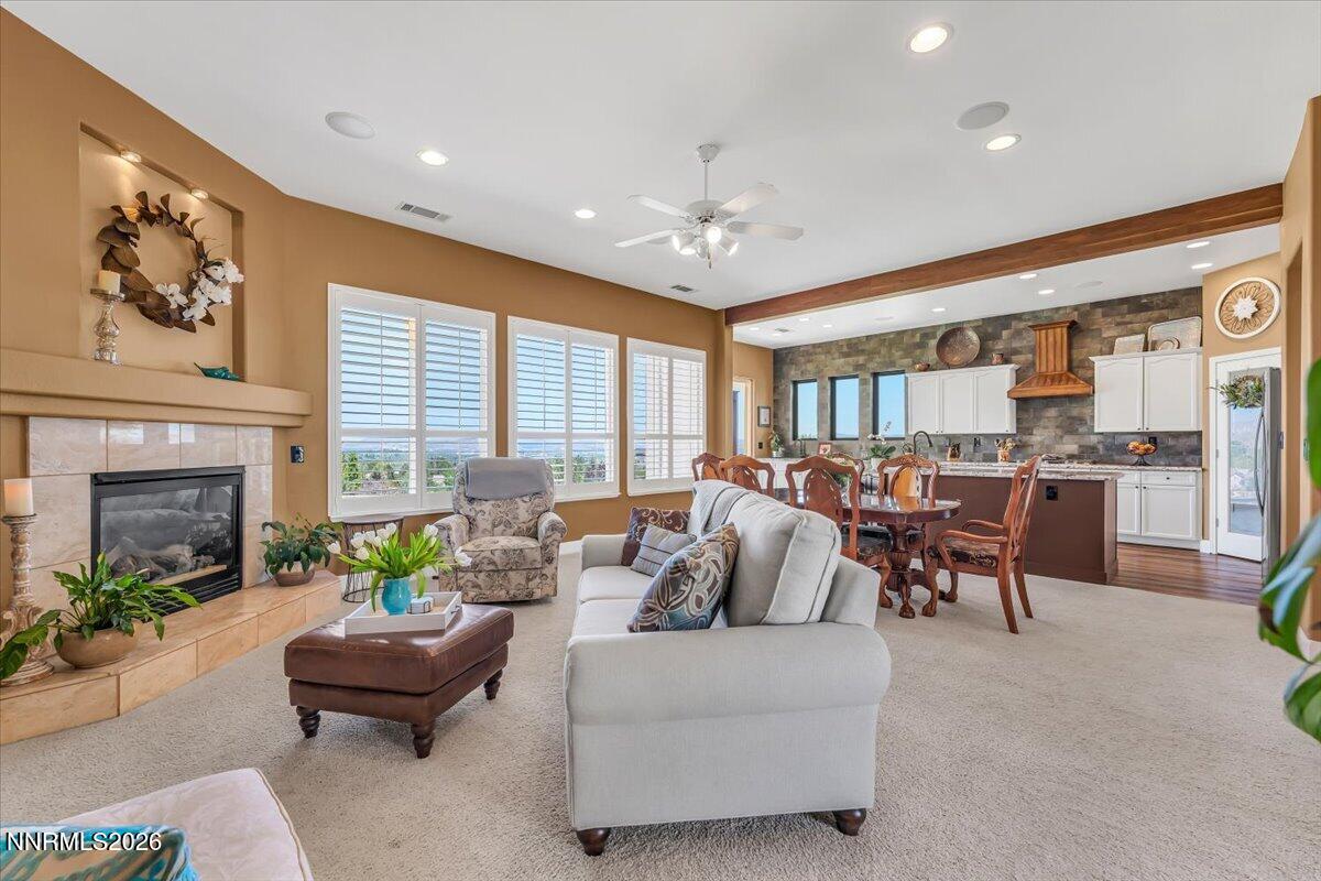 Reno, Nevada, 89511, United States, 3 Bedrooms Bedrooms, ,2 BathroomsBathrooms,Residential,Active,2052120