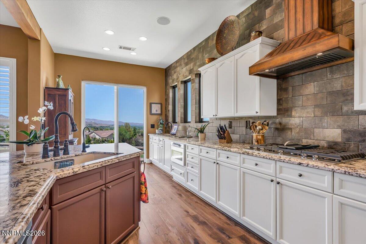 Reno, Nevada, 89511, United States, 3 Bedrooms Bedrooms, ,2 BathroomsBathrooms,Residential,Active,2052120