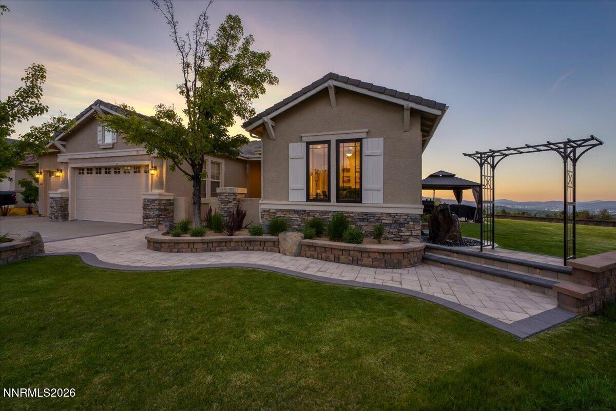 Reno, Nevada, 89511, United States, 3 Bedrooms Bedrooms, ,2 BathroomsBathrooms,Residential,Active,2052120
