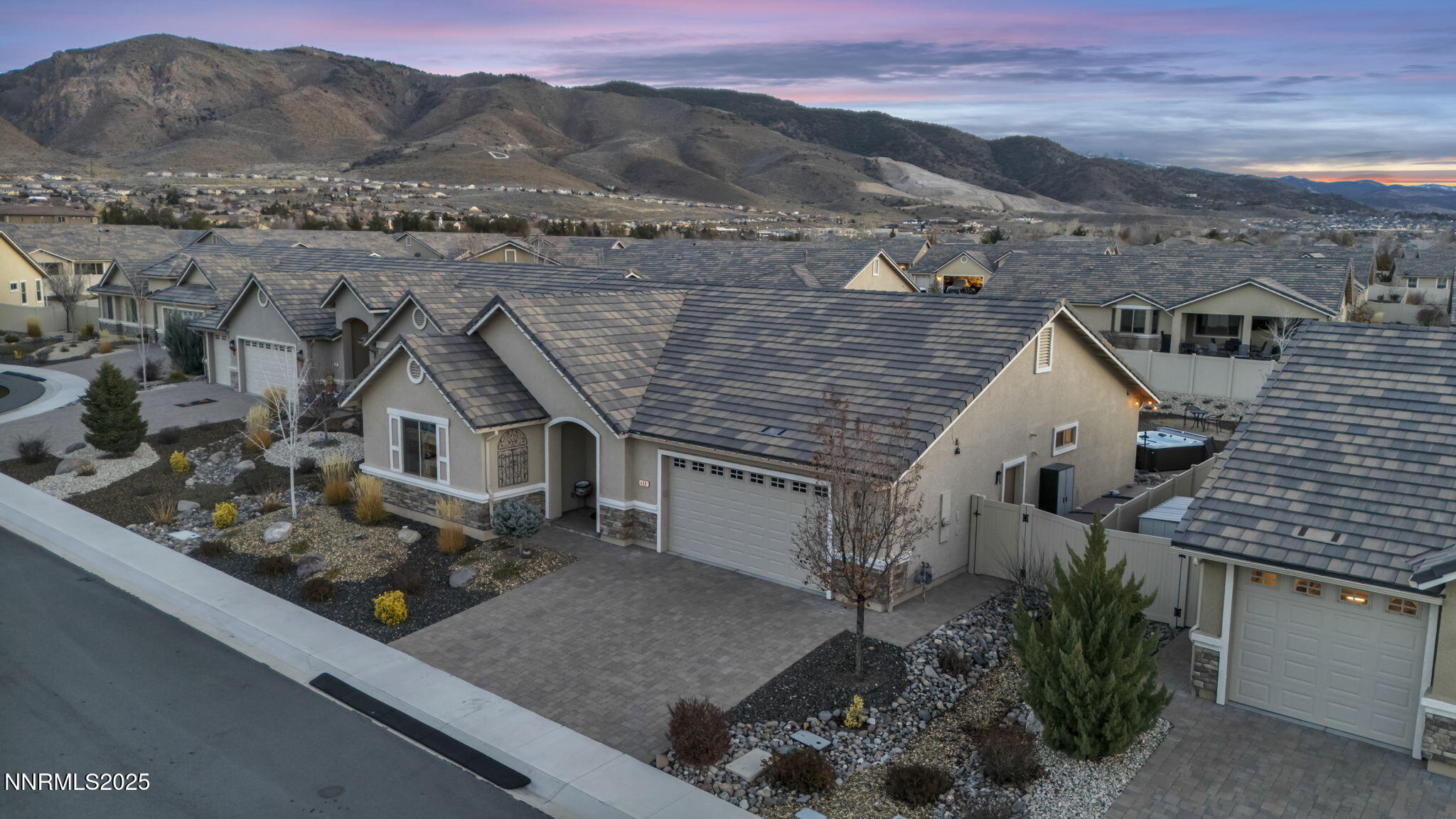 51-web-or-mls-408-cherry-blossom-ct