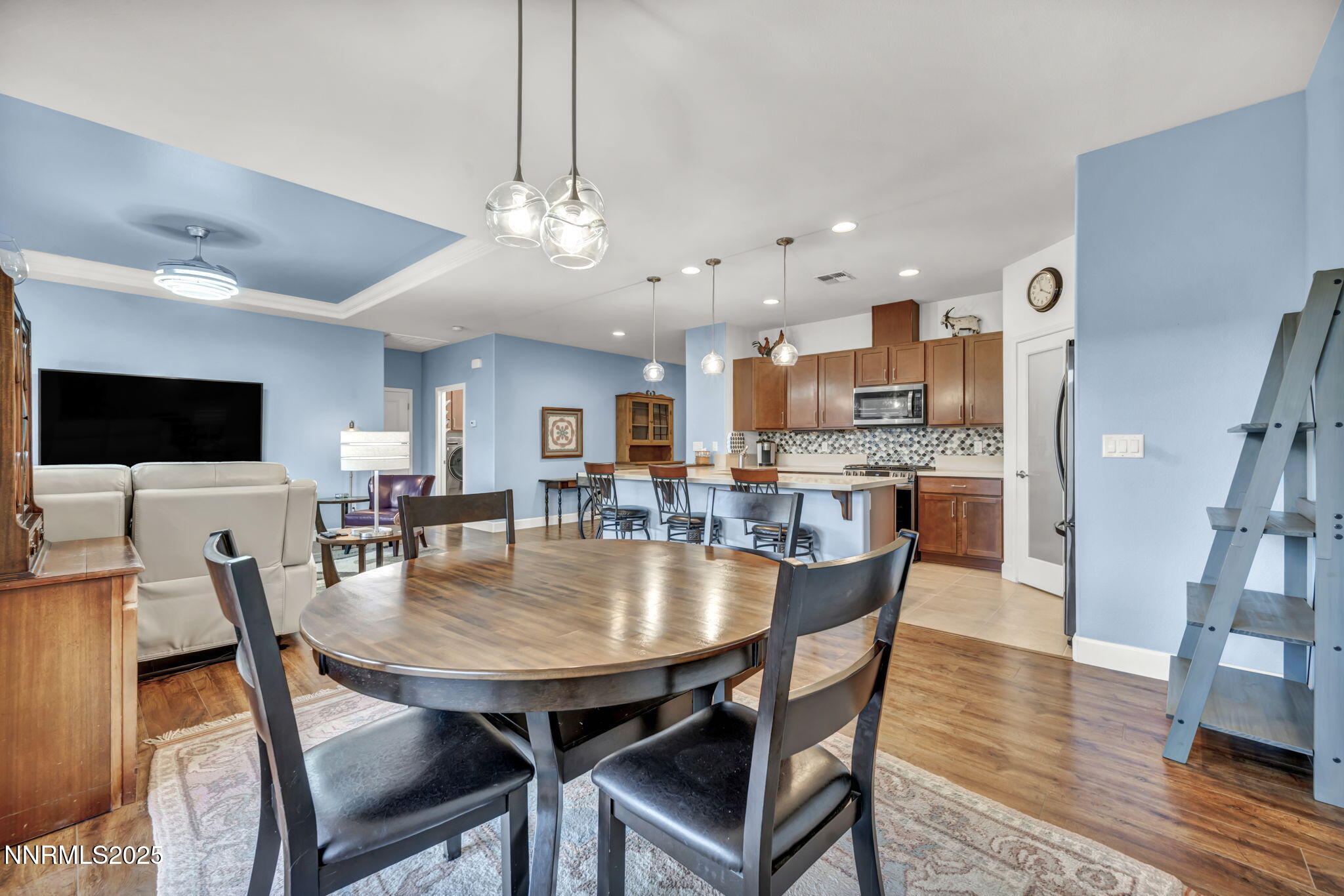 79-web-or-mls-408-cherry-blossom-ct