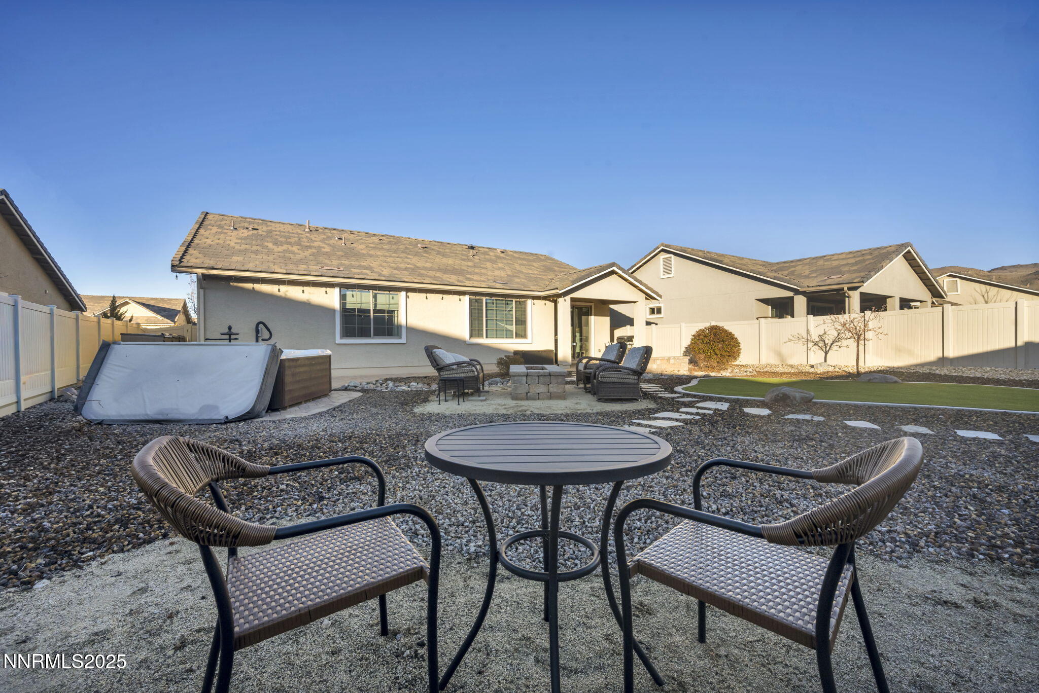 20-web-or-mls-408-cherry-blossom-ct