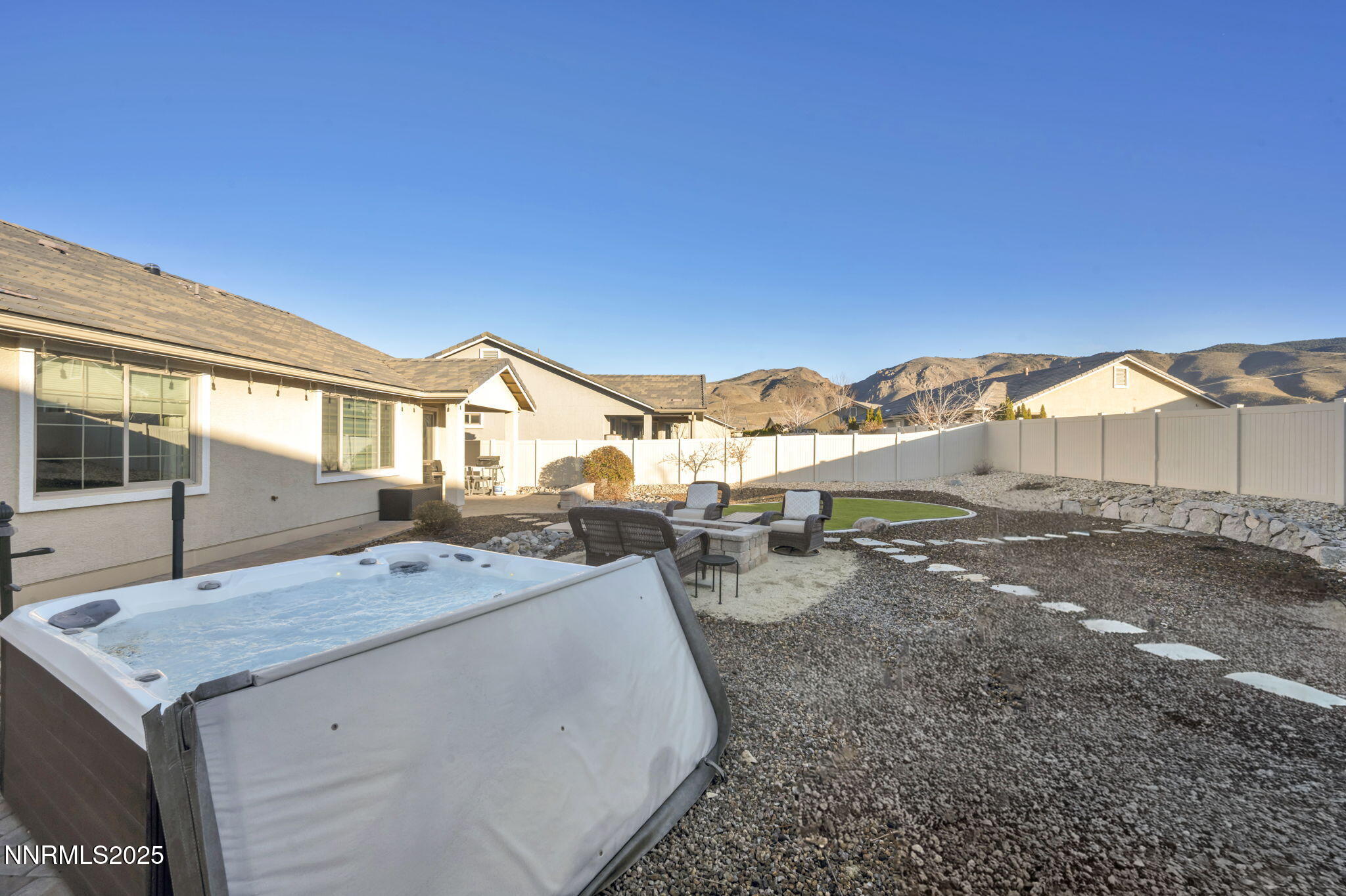 12-web-or-mls-408-cherry-blossom-ct