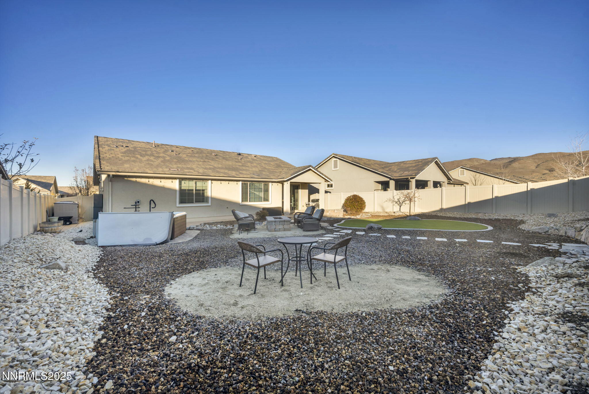 21-web-or-mls-408-cherry-blossom-ct