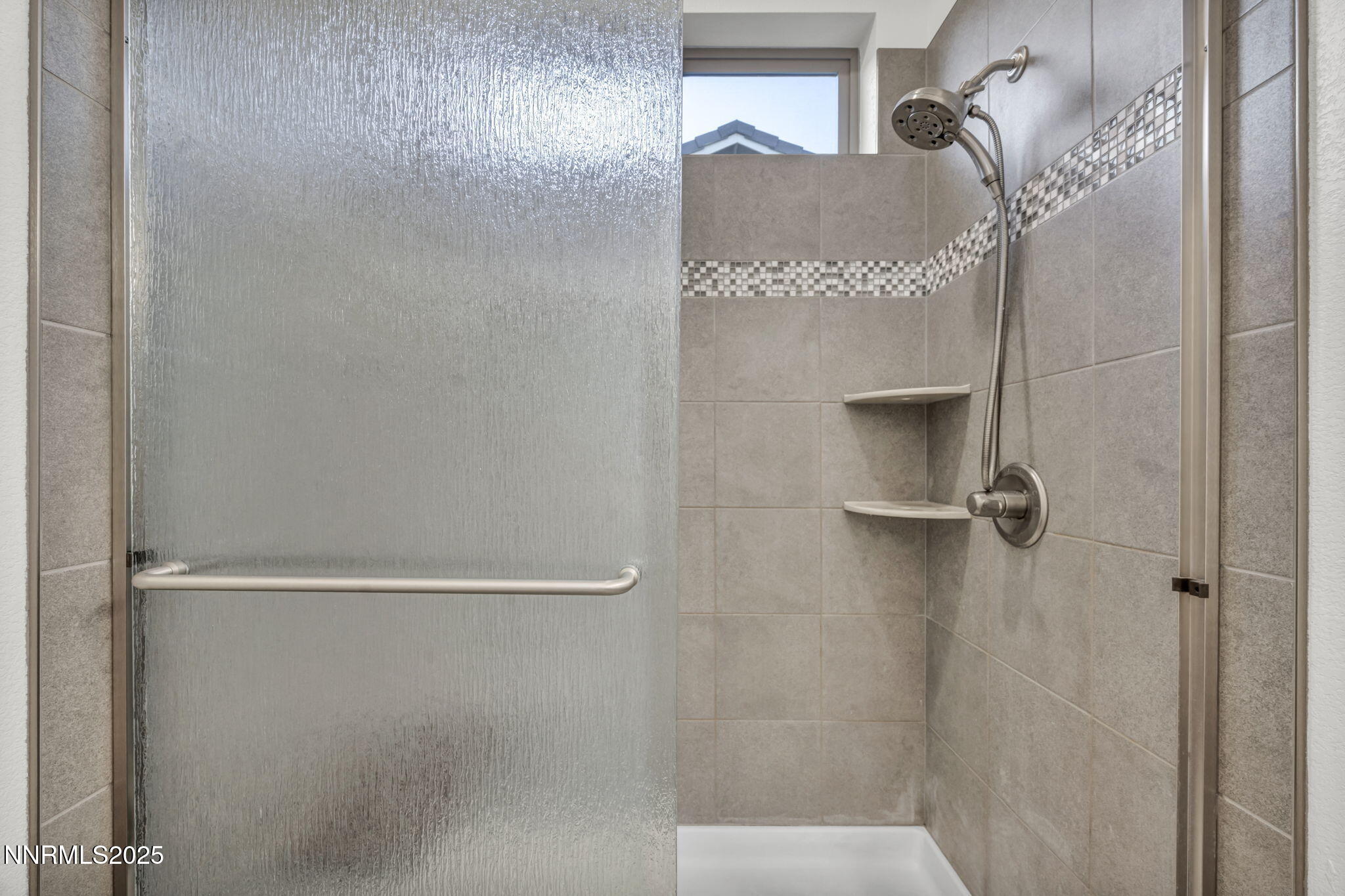 95-web-or-mls-408-cherry-blossom-ct