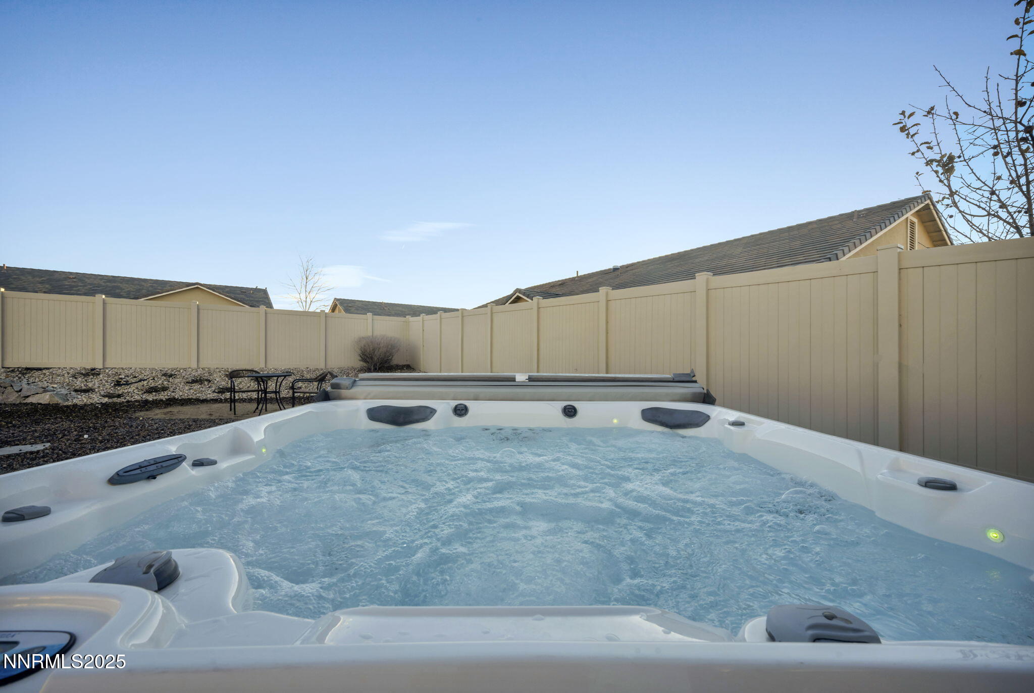 10-web-or-mls-408-cherry-blossom-ct