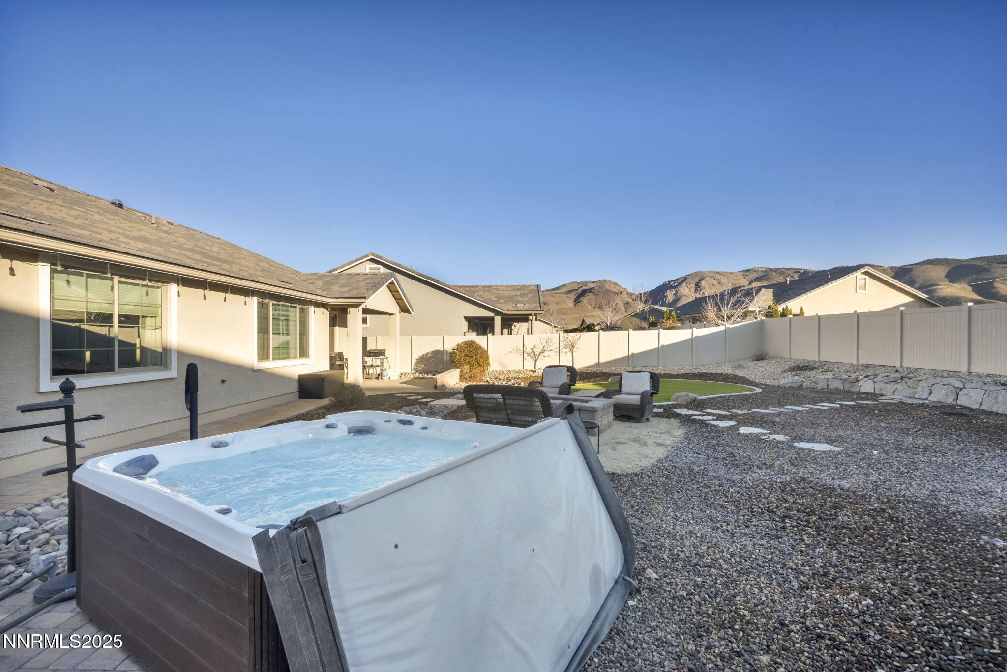 18-web-or-mls-408-cherry-blossom-ct