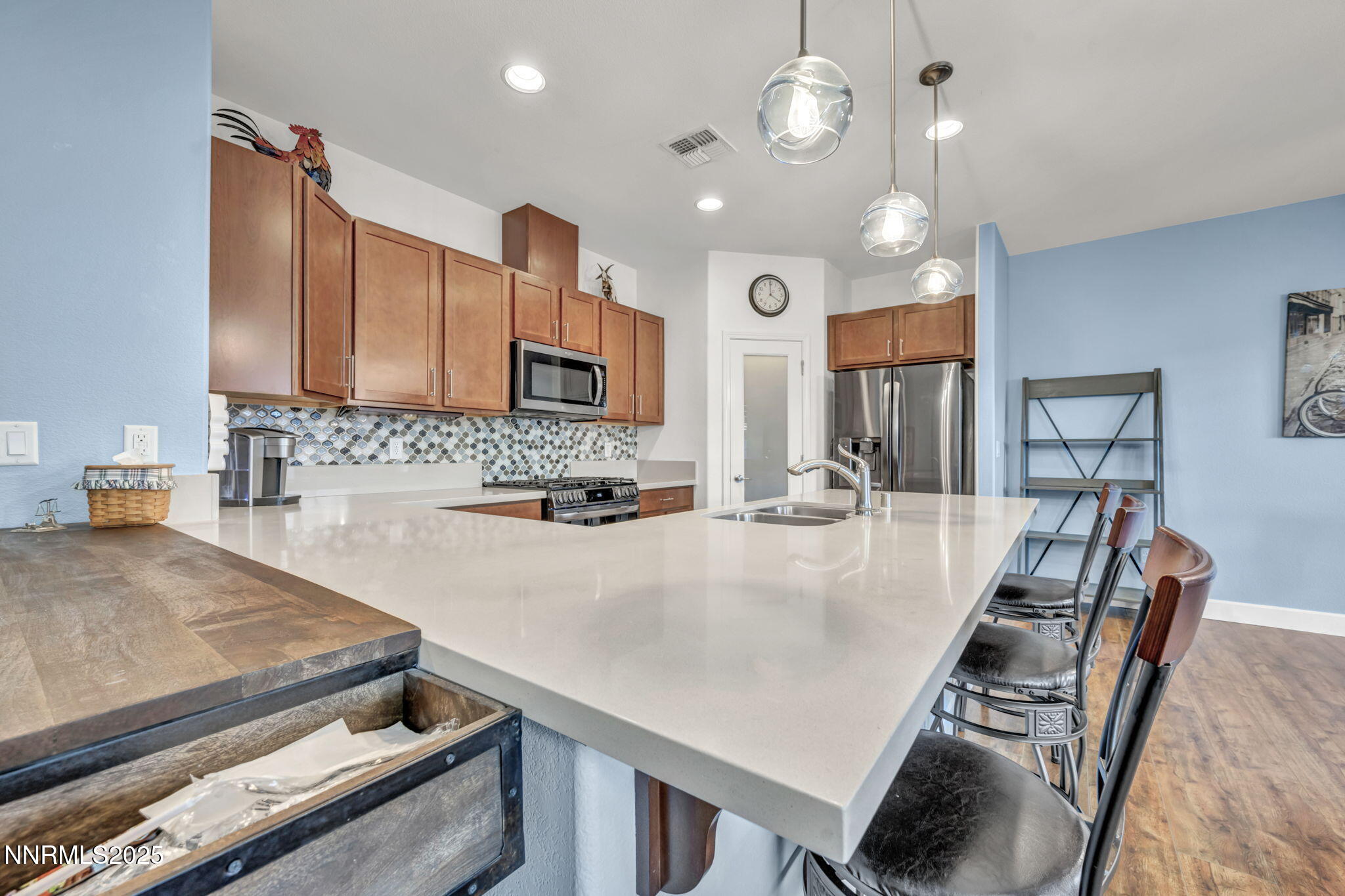 70-web-or-mls-408-cherry-blossom-ct