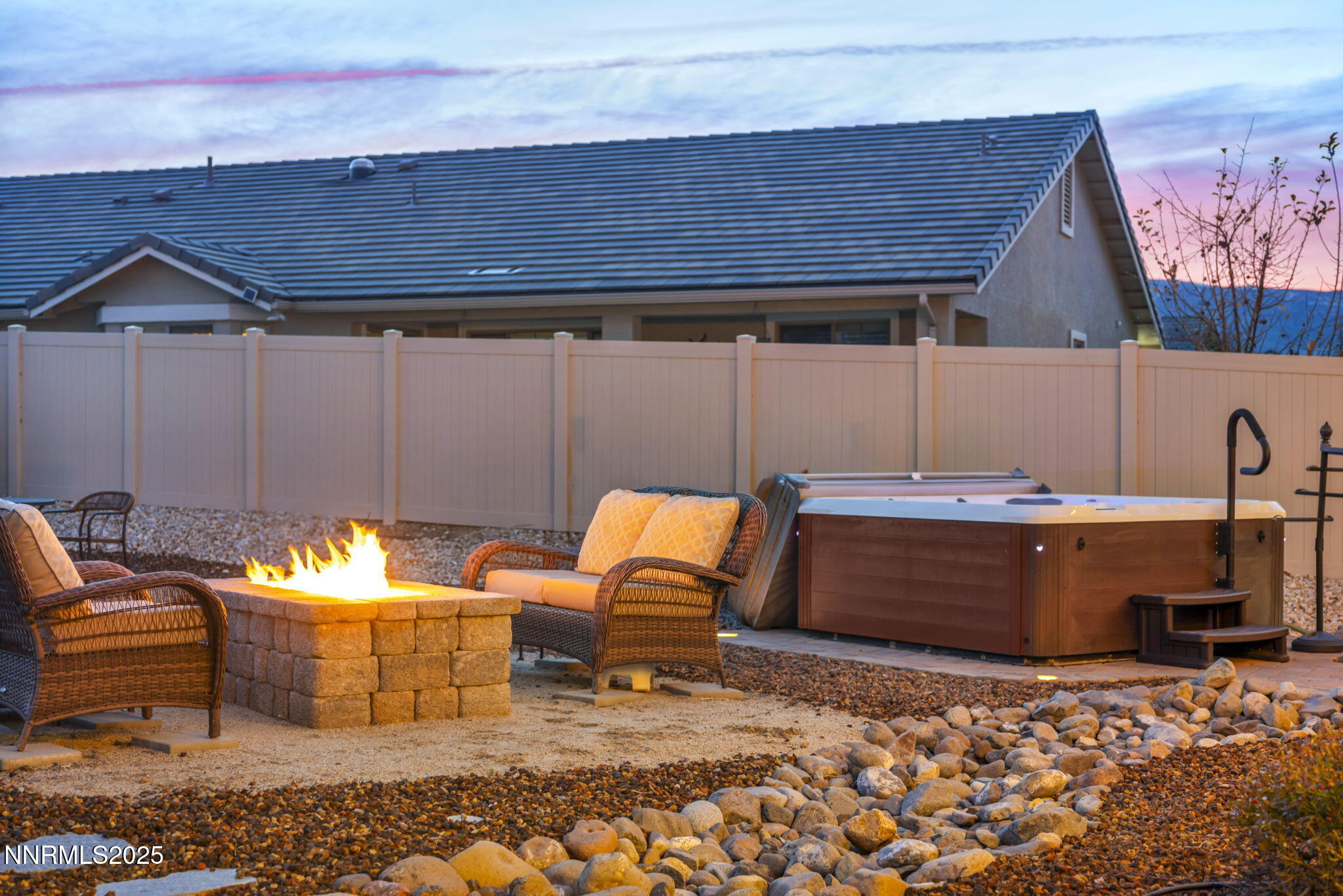 39-web-or-mls-408-cherry-blossom-ct