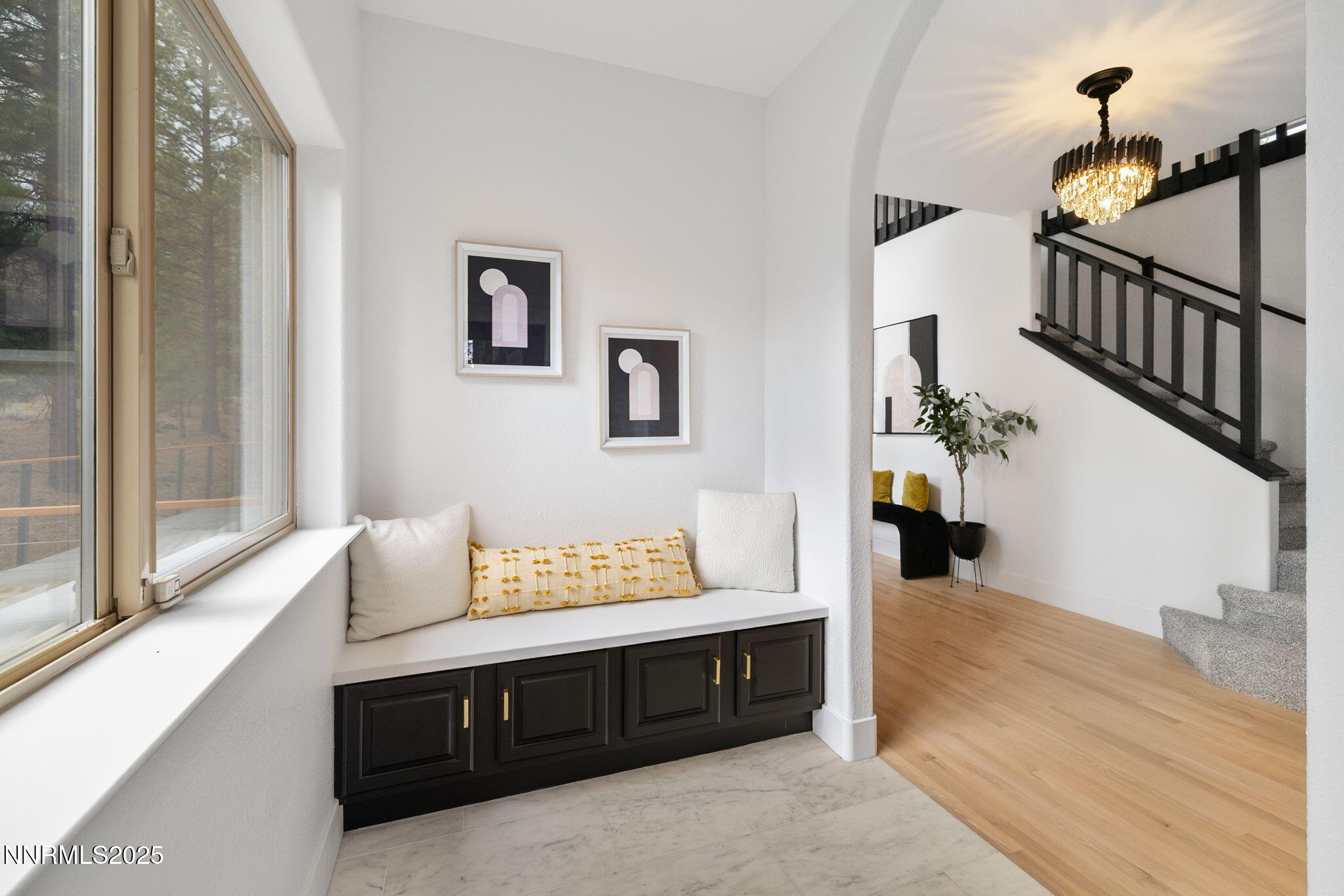 17-web-or-mls-16435 Snow Flower-5