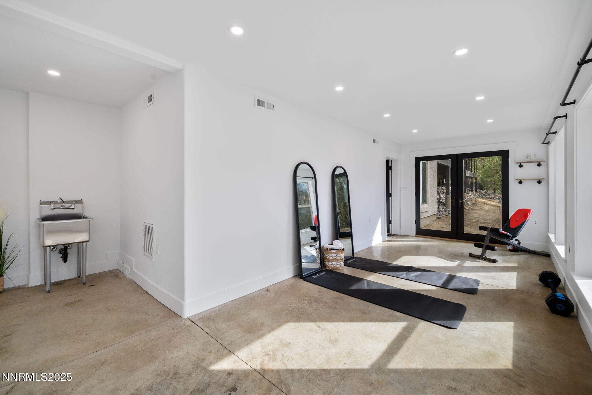 59-web-or-mls-16435 Snow Flower-46