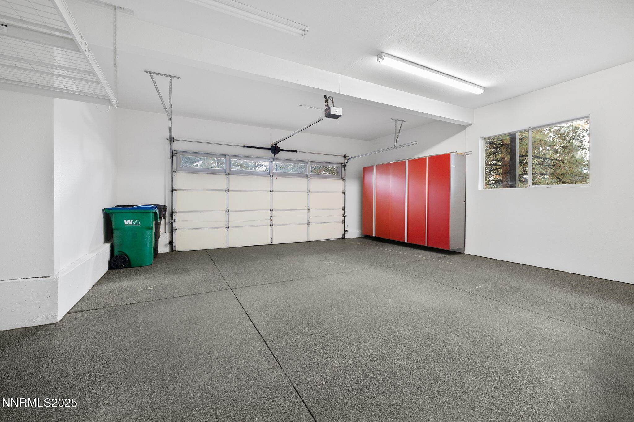 57-web-or-mls-16435 Snow Flower