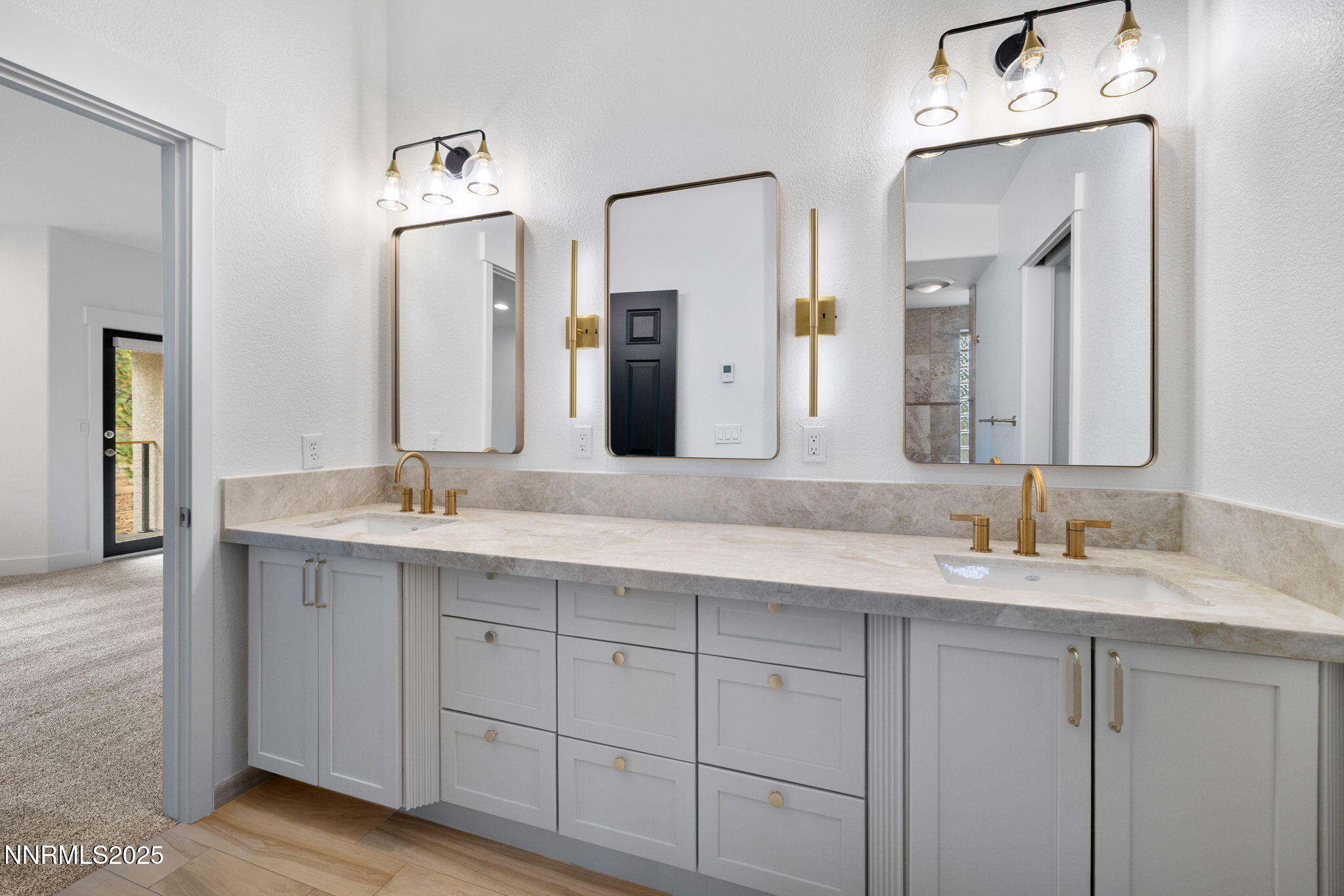 42-web-or-mls-16435 Snow Flower-28