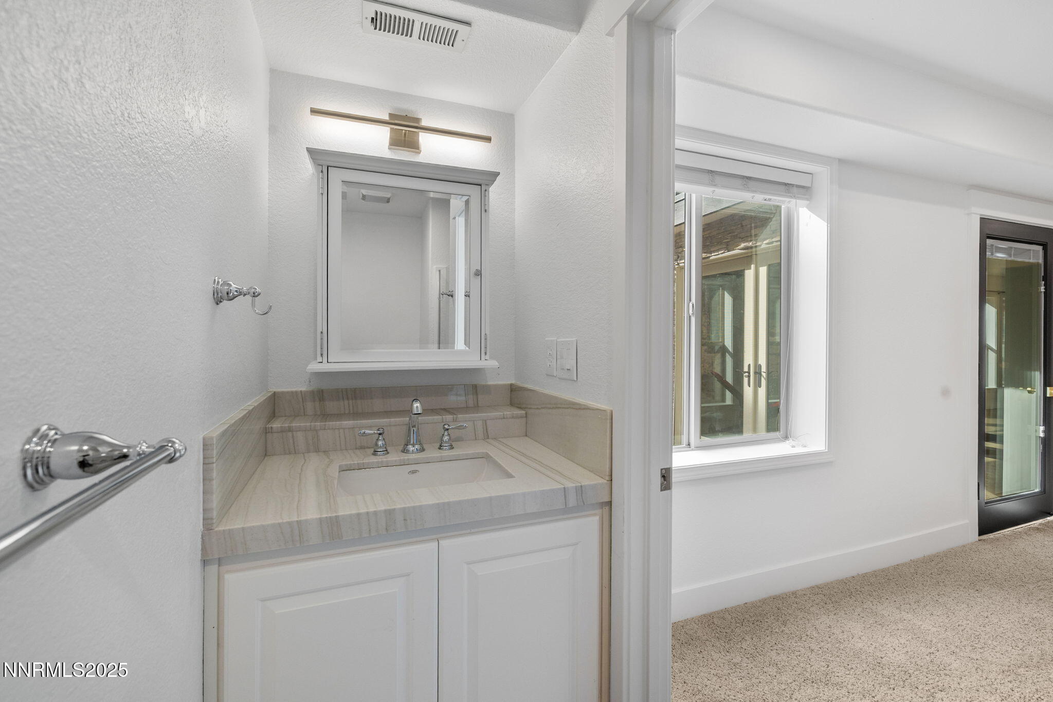 54-web-or-mls-16435 Snow Flower-44