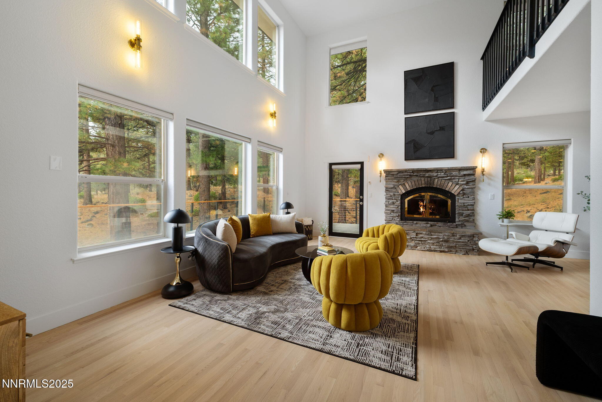 29-web-or-mls-16435 Snow Flower-7