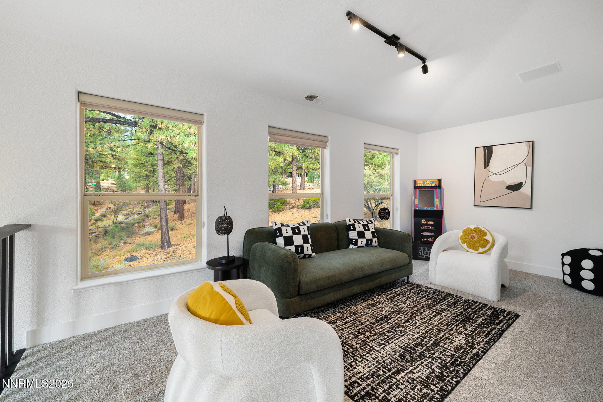 33-web-or-mls-16435 Snow Flower-19