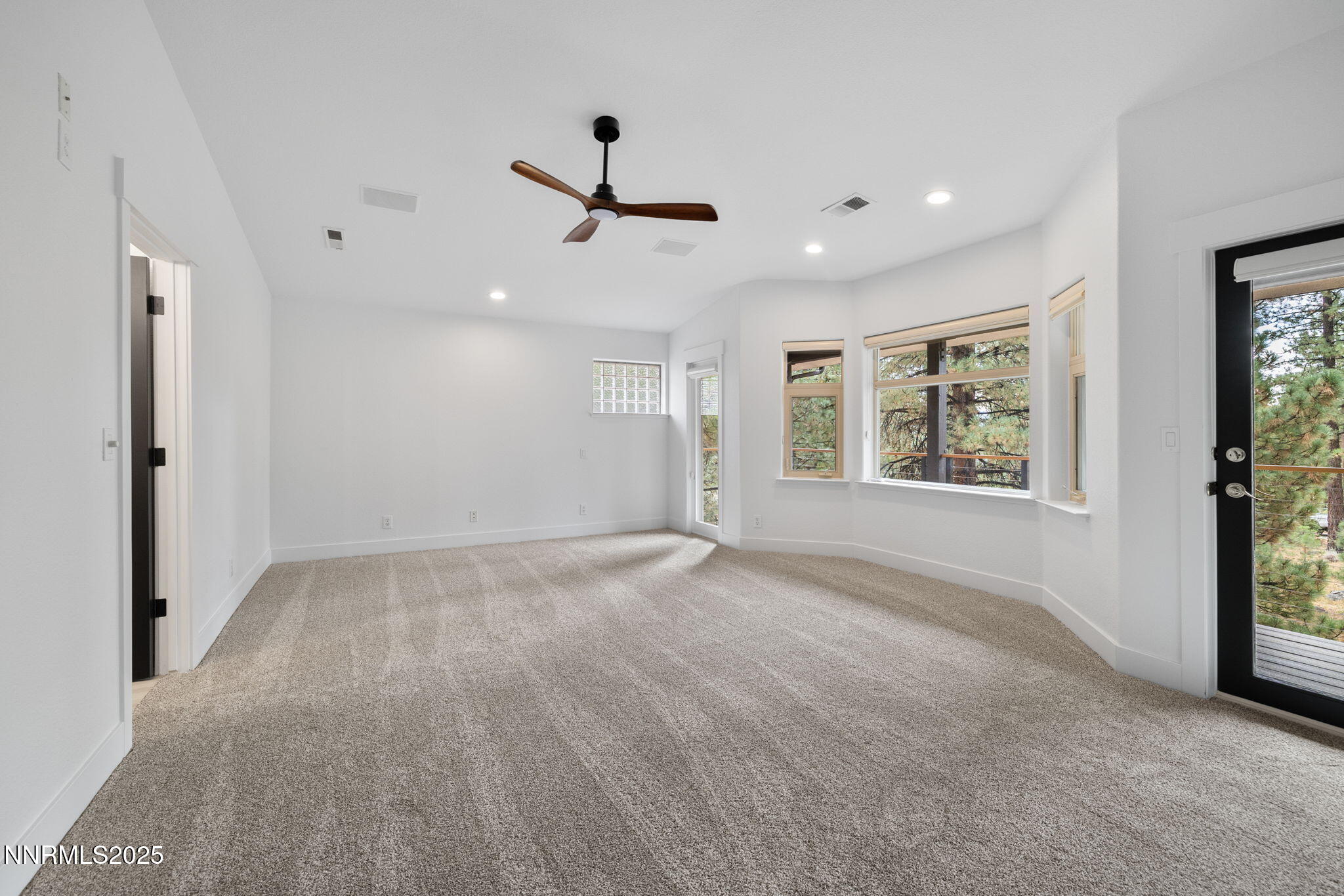 40-web-or-mls-16435 Snow Flower-26