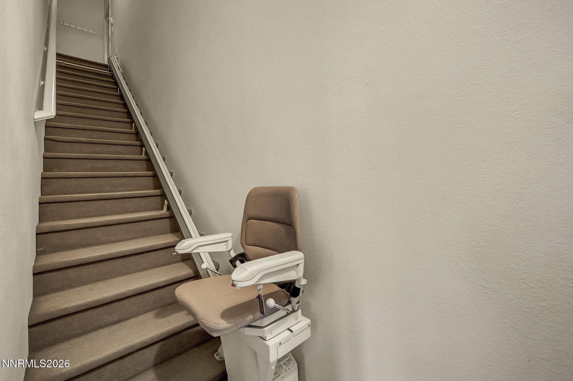 59-web-or-mls-9900-wilbur-may-pkwy-apt-2