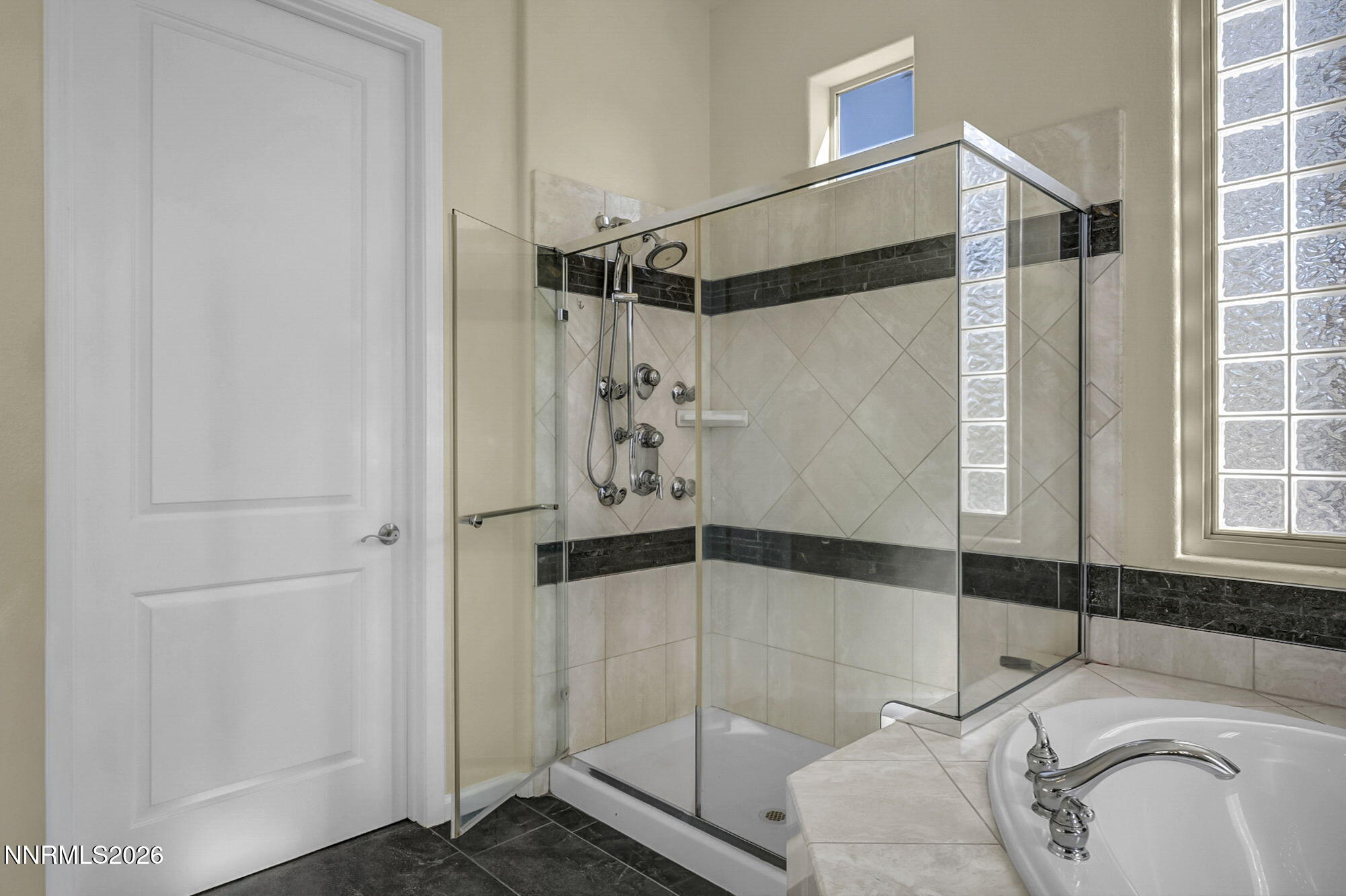 50-web-or-mls-9900-wilbur-may-pkwy-apt-2