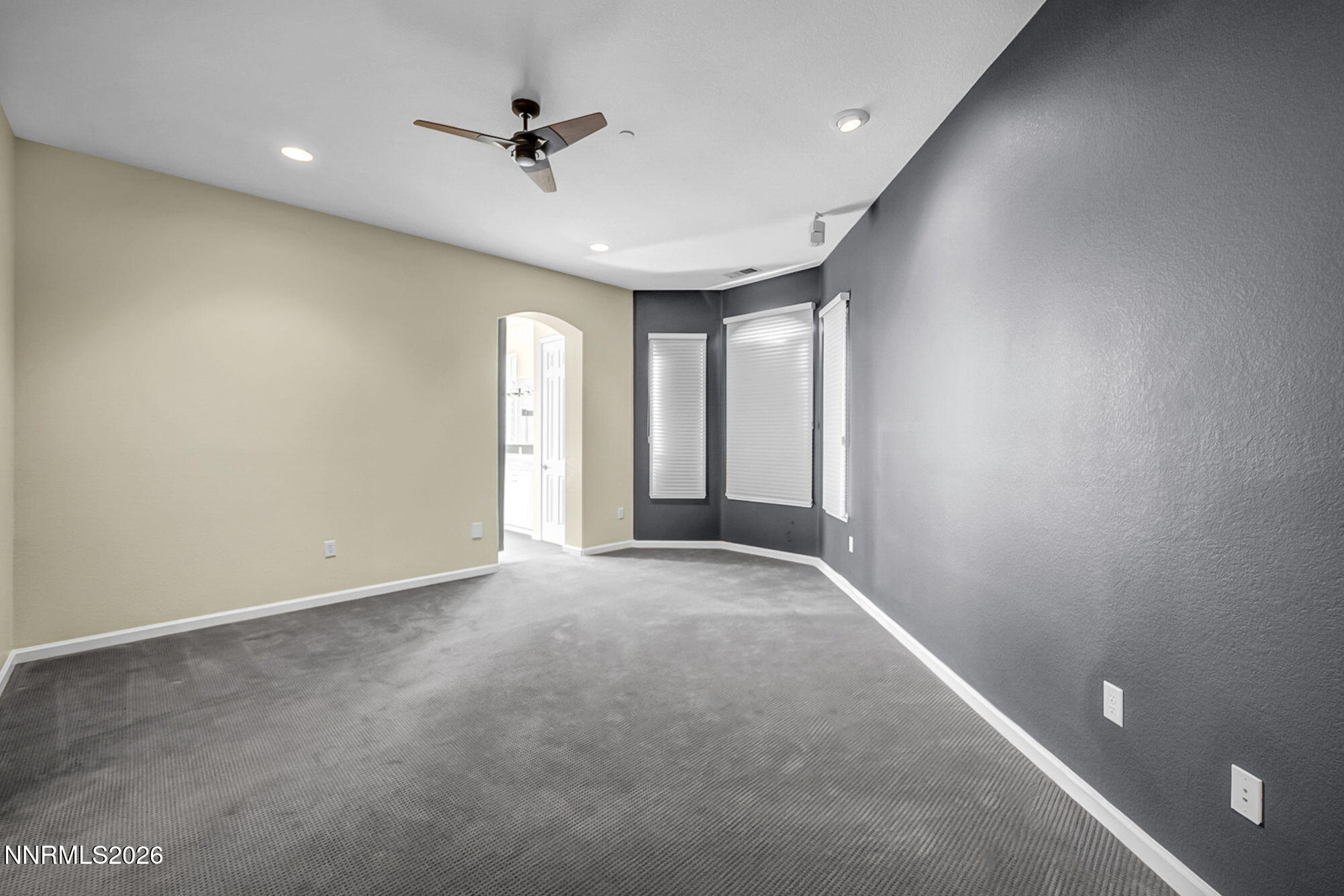 34-web-or-mls-9900-wilbur-may-pkwy-apt-2