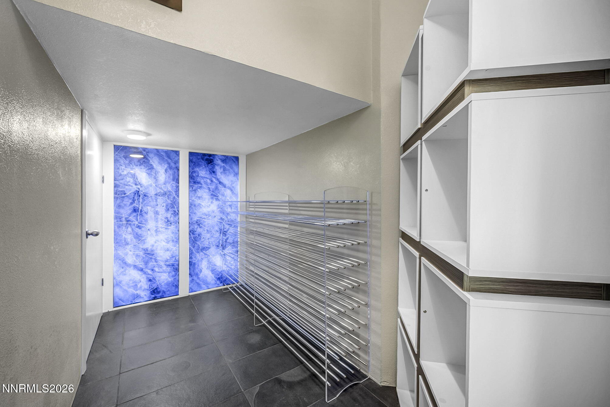 48-web-or-mls-9900-wilbur-may-pkwy-apt-2