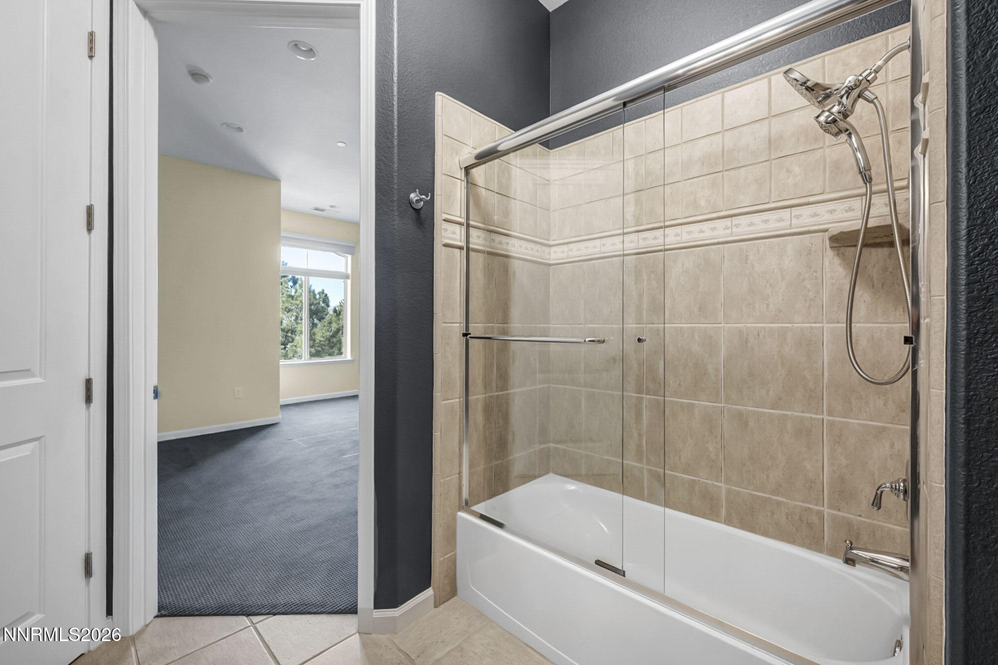 54-web-or-mls-9900-wilbur-may-pkwy-apt-2