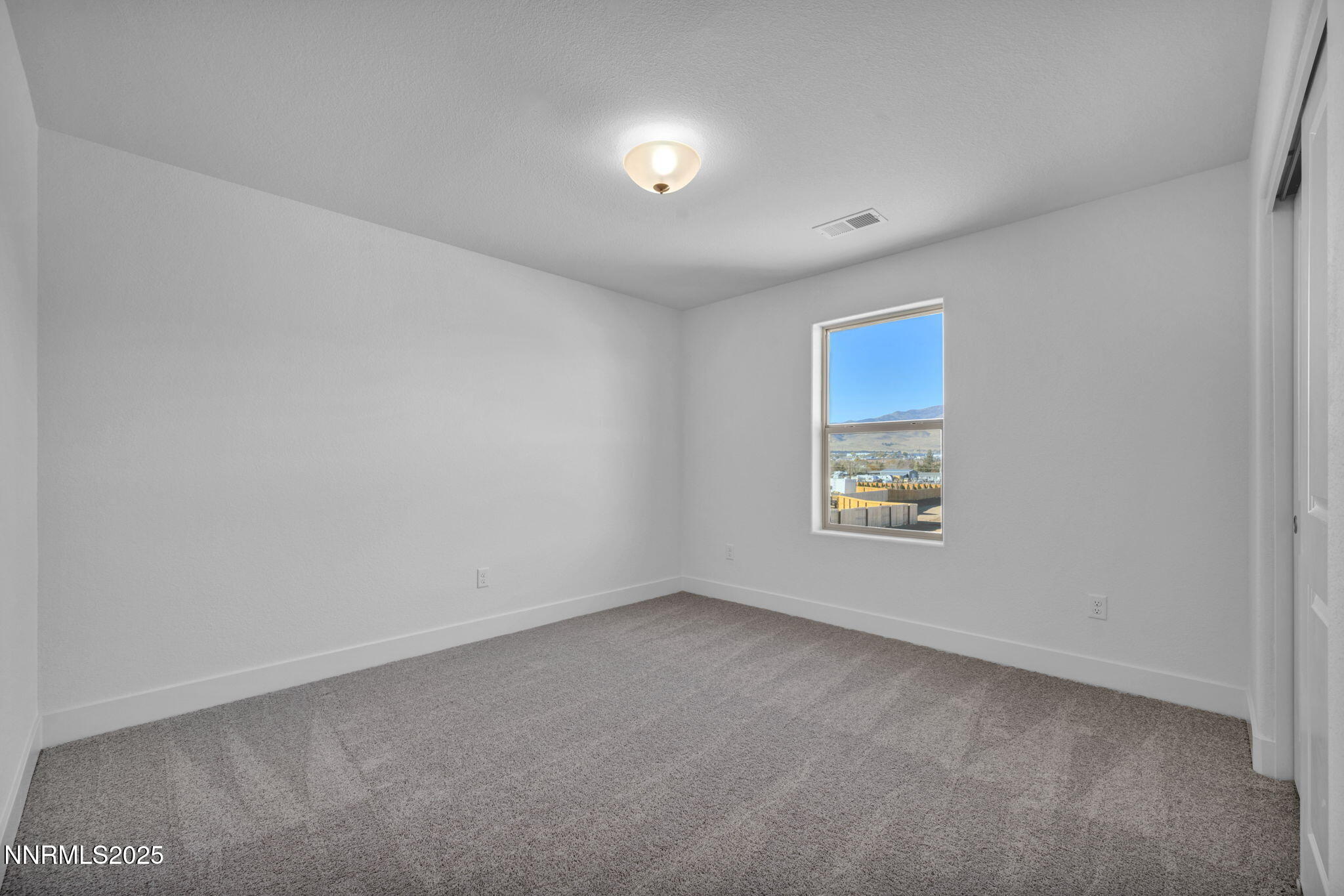 40-web-or-mls-8601-crandell-dr