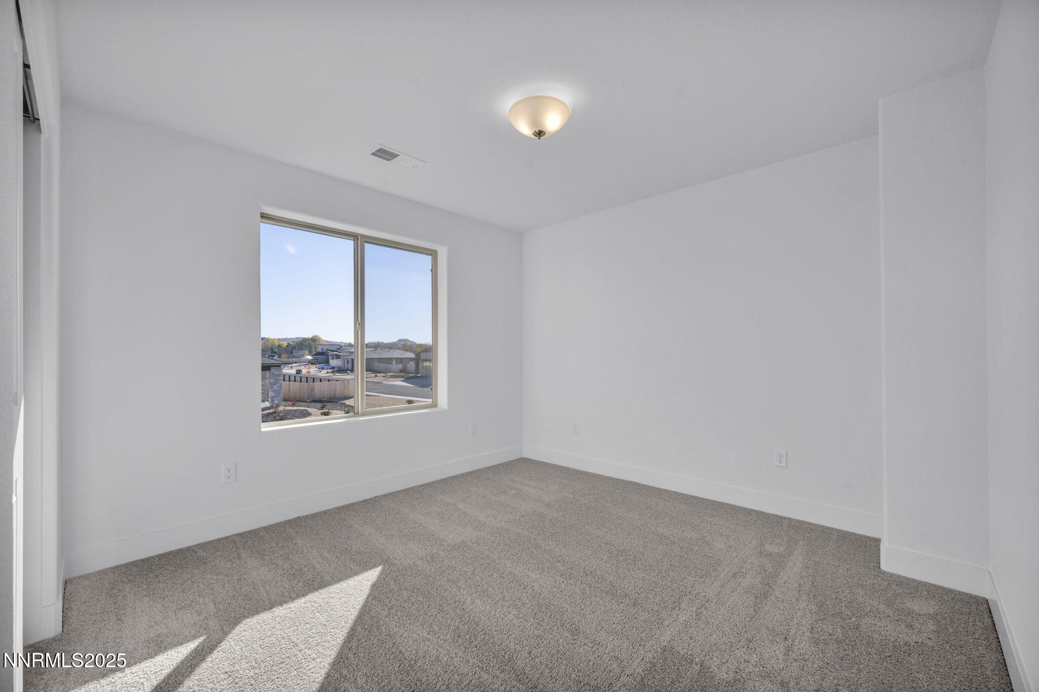 41-web-or-mls-8601-crandell-dr