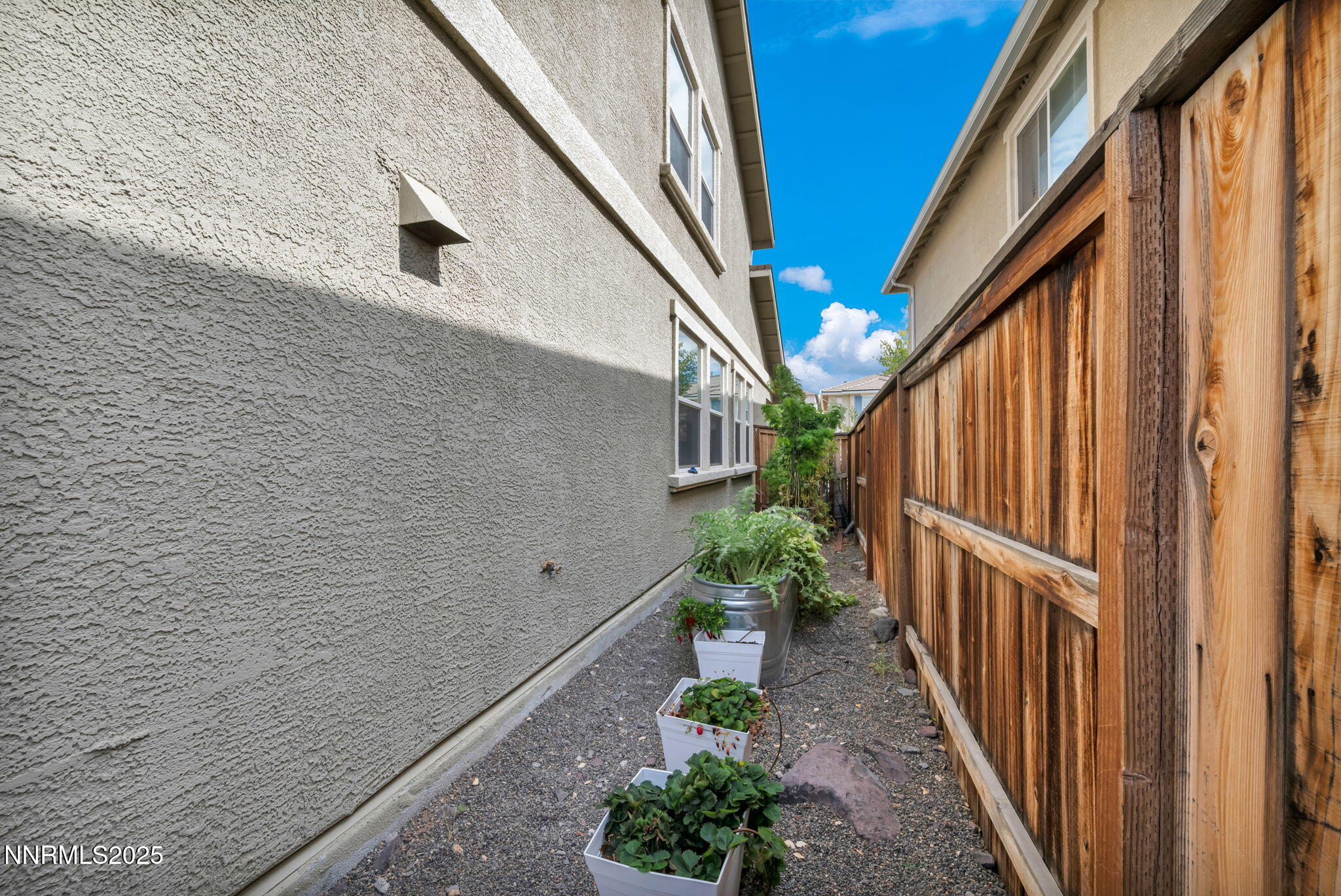 18-web-or-mls-3745-thistledown-ct