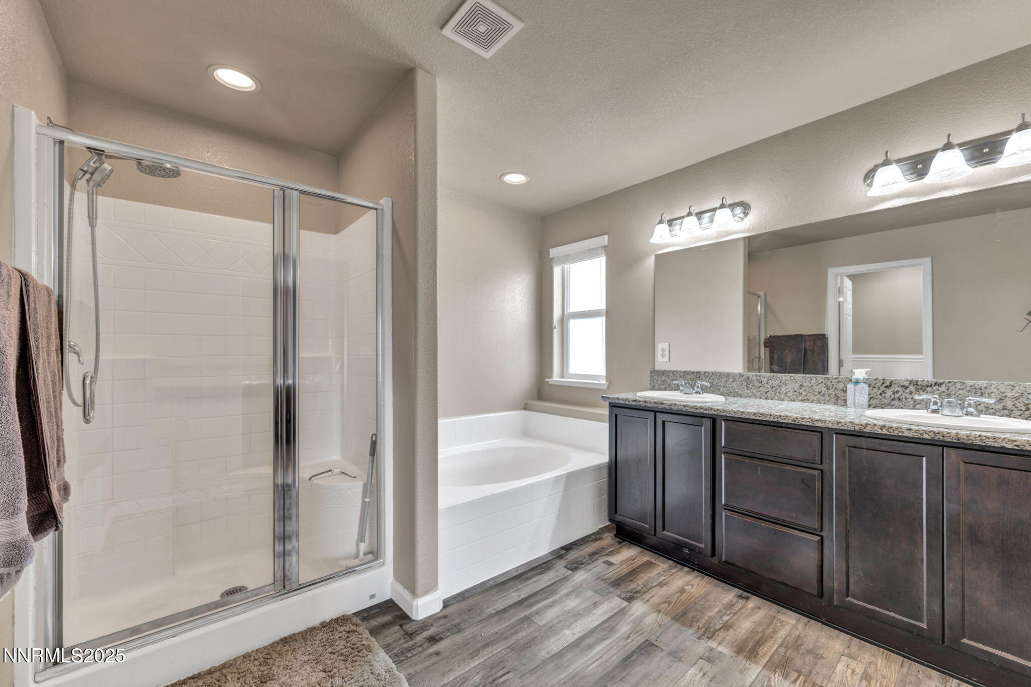 43-web-or-mls-3745-thistledown-ct