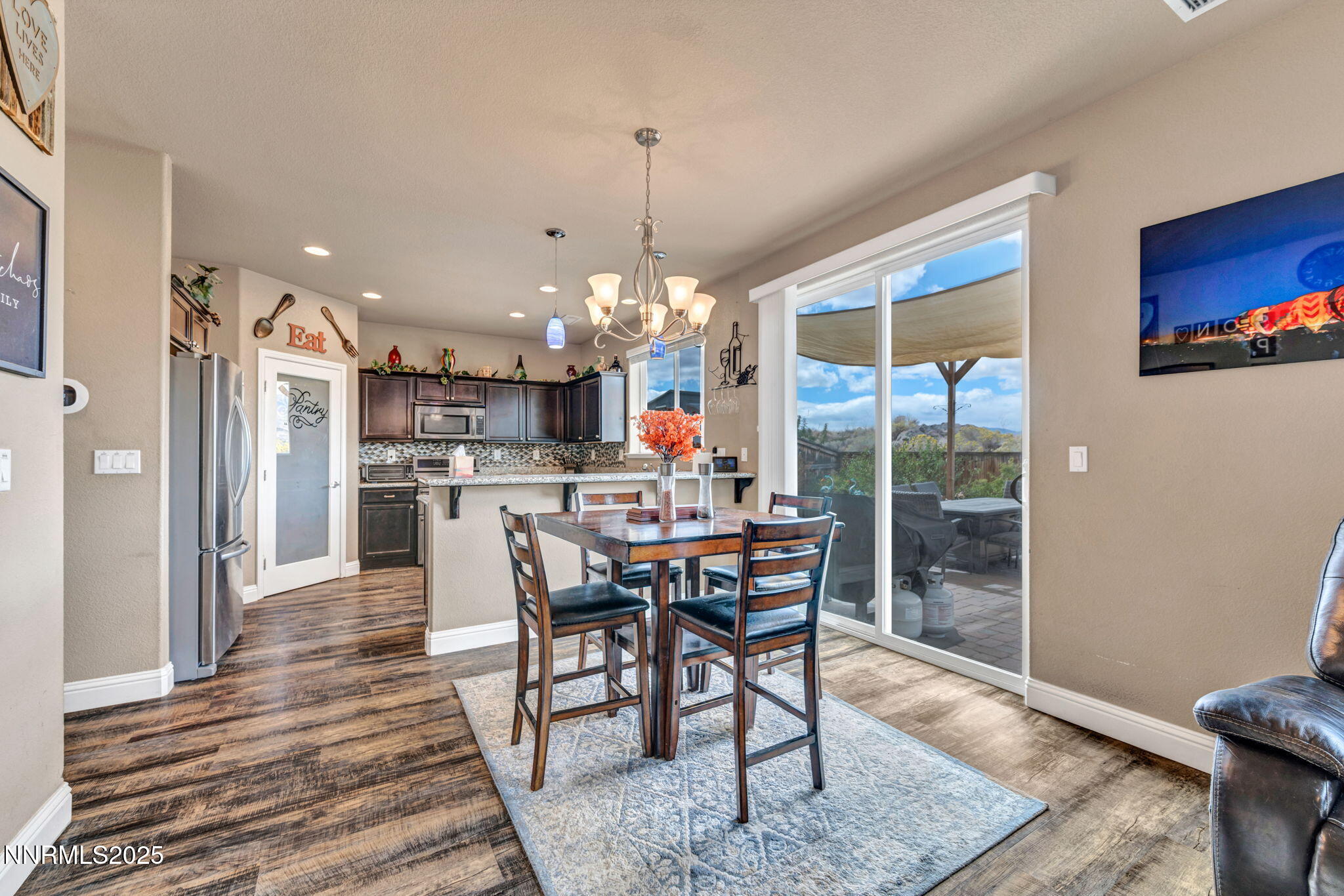 31-web-or-mls-3745-thistledown-ct