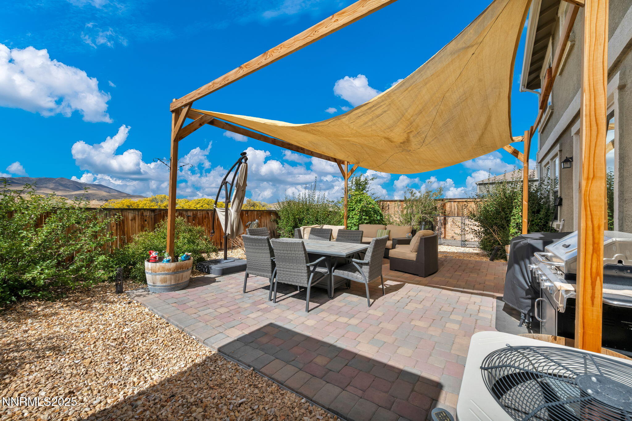 9-web-or-mls-3745-thistledown-ct