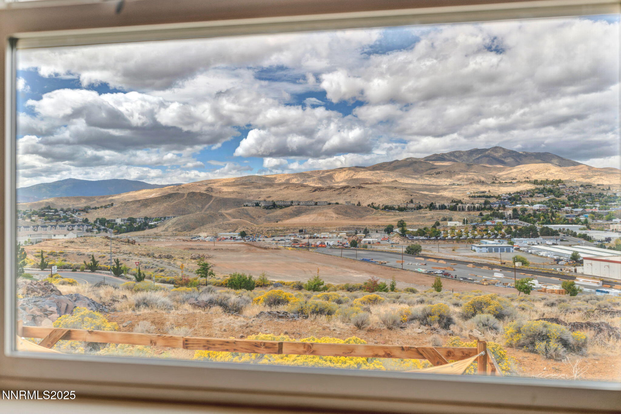 61-web-or-mls-3745-thistledown-ct